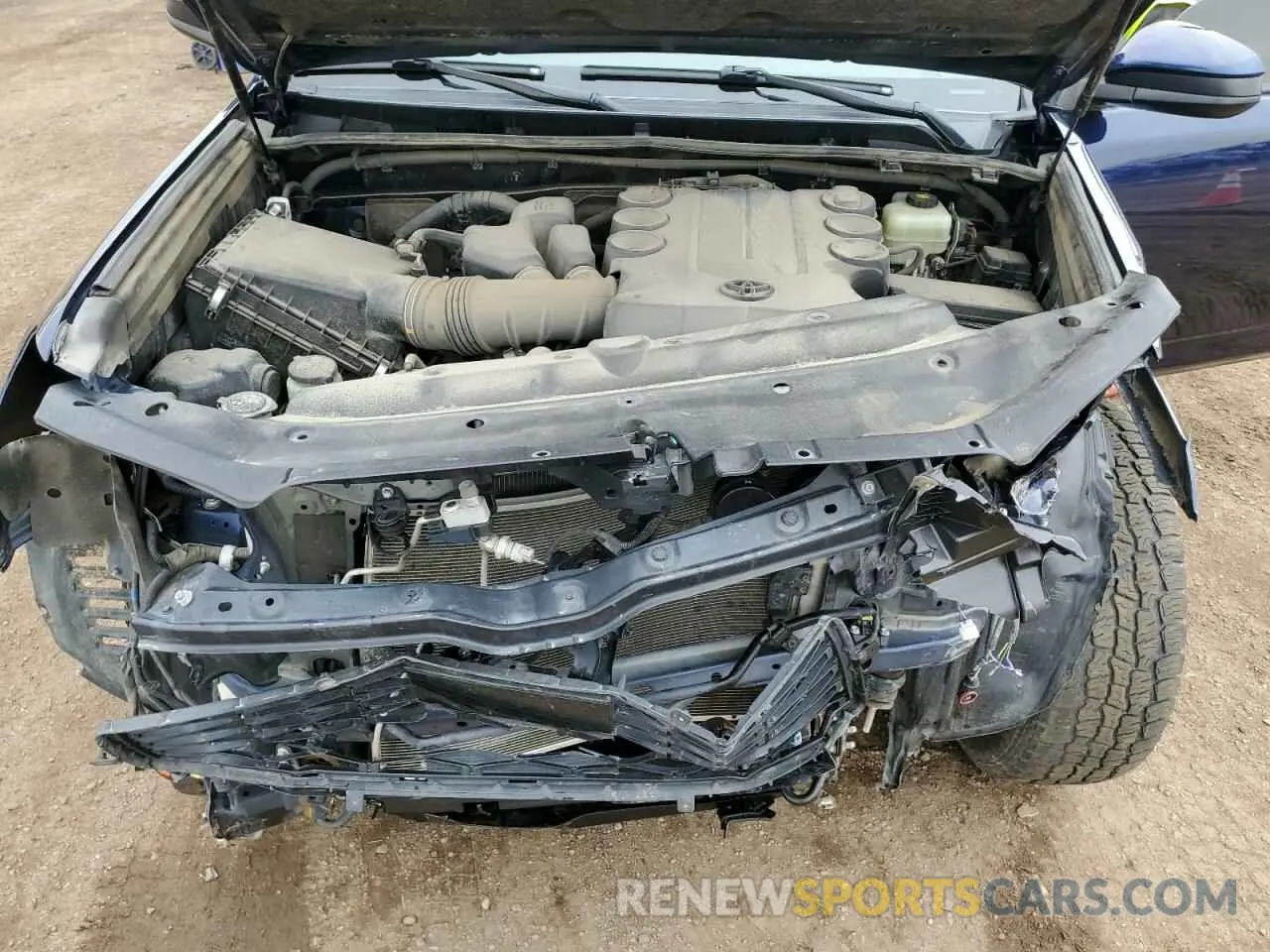 13 Photograph of a damaged car JTEBU5JR2L5765396 TOYOTA 4RUNNER 2020