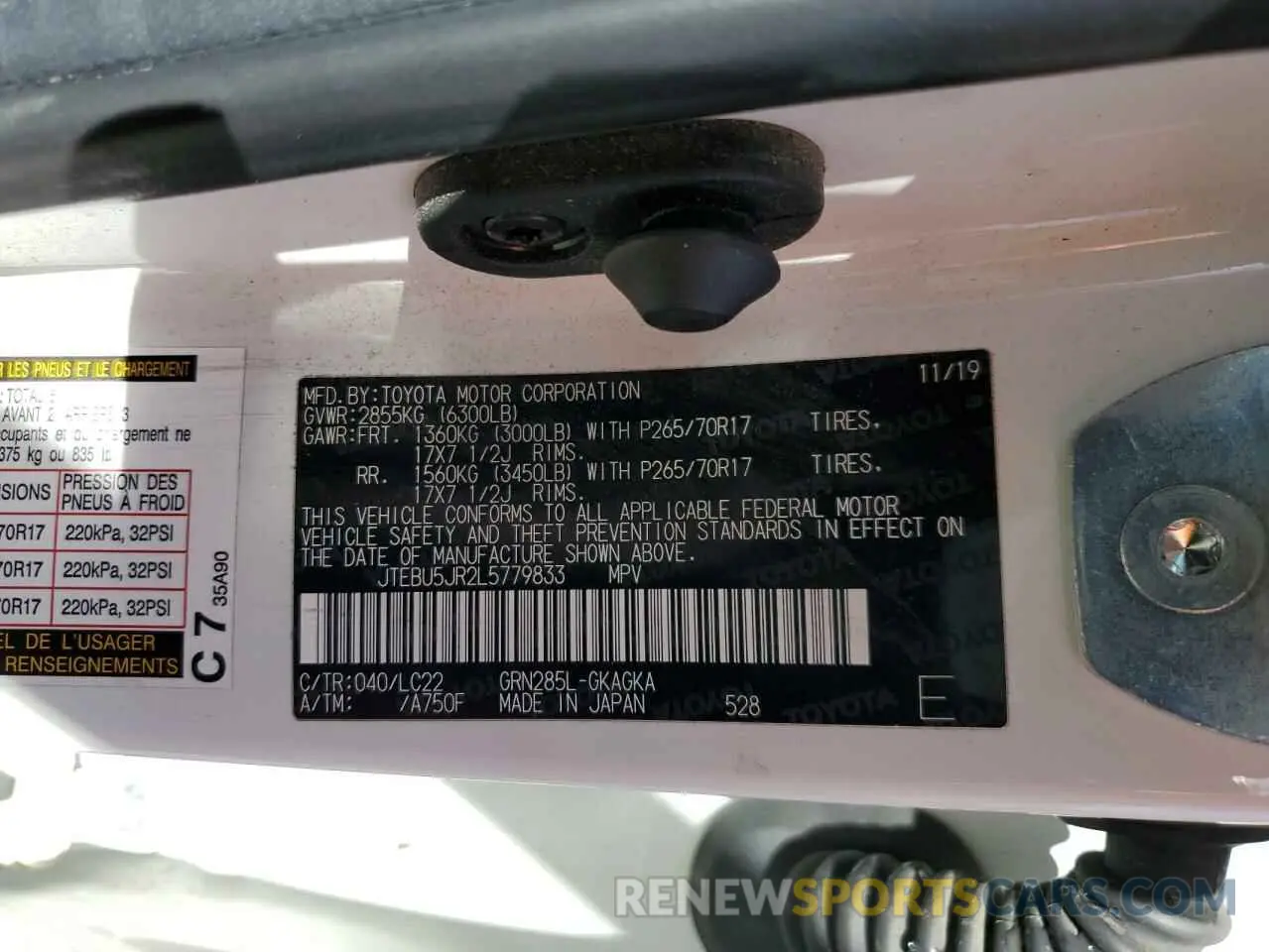 13 Фотография поврежденного автомобиля JTEBU5JR2L5779833 TOYOTA 4RUNNER 2020