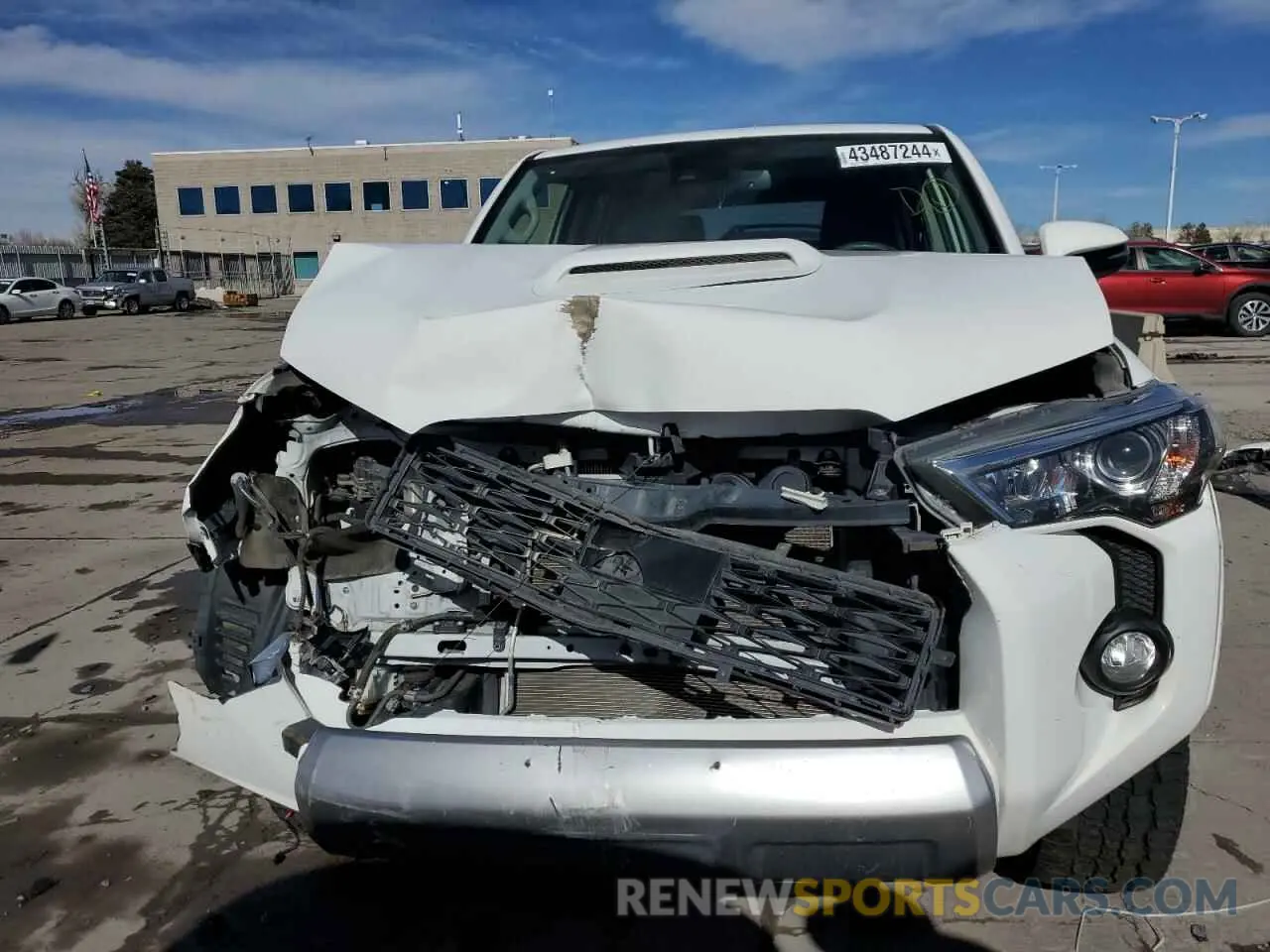 5 Фотография поврежденного автомобиля JTEBU5JR2L5779833 TOYOTA 4RUNNER 2020