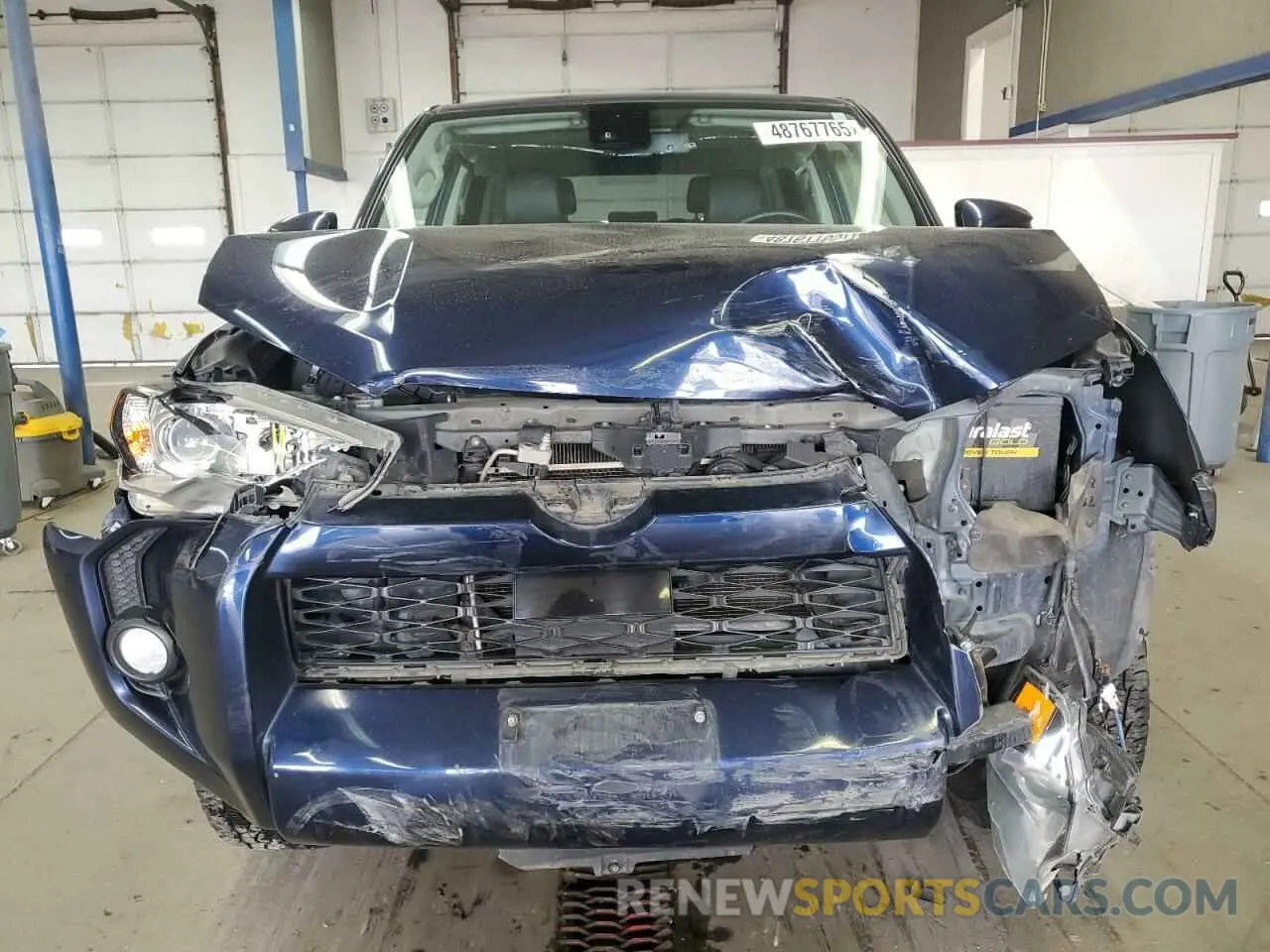 5 Photograph of a damaged car JTEBU5JR2L5797667 TOYOTA 4RUNNER 2020