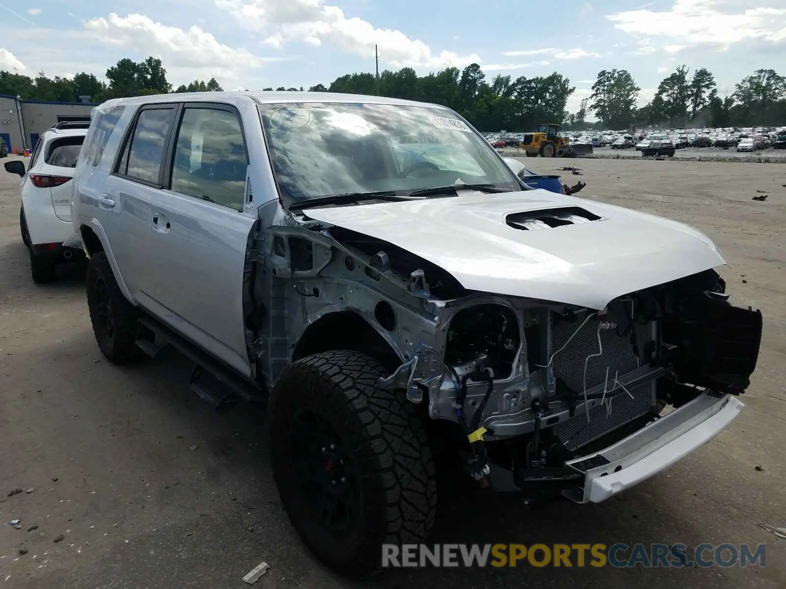 1 Photograph of a damaged car JTEBU5JR3L5769778 TOYOTA 4RUNNER 2020