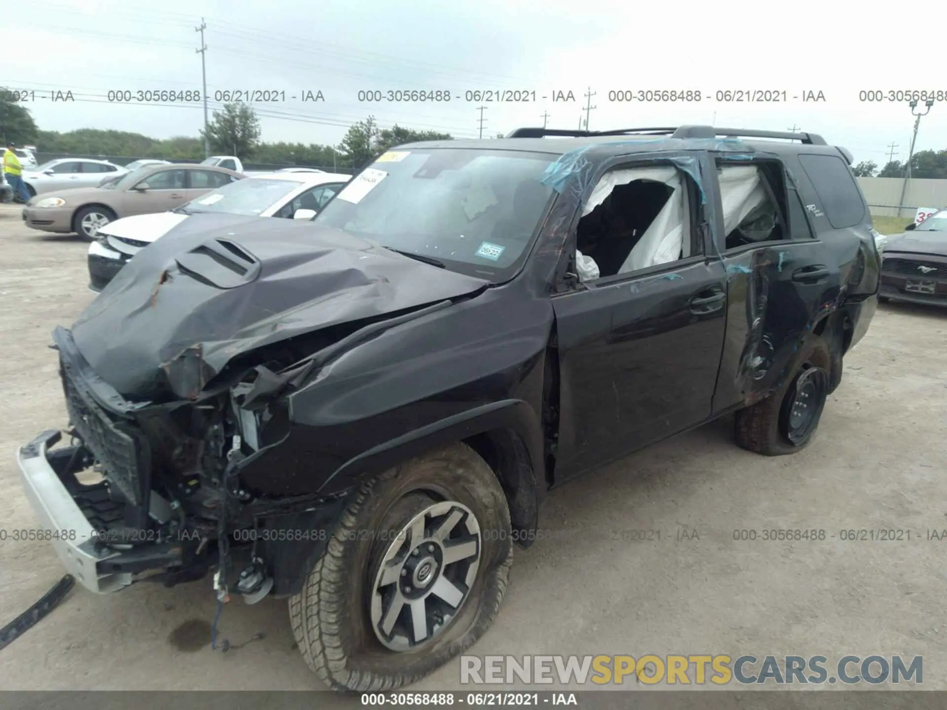 2 Фотография поврежденного автомобиля JTEBU5JR3L5795538 TOYOTA 4RUNNER 2020