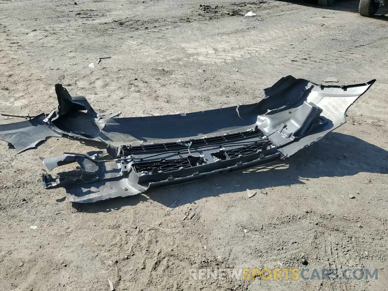 15 Photograph of a damaged car JTEBU5JR3L5809230 TOYOTA 4RUNNER 2020