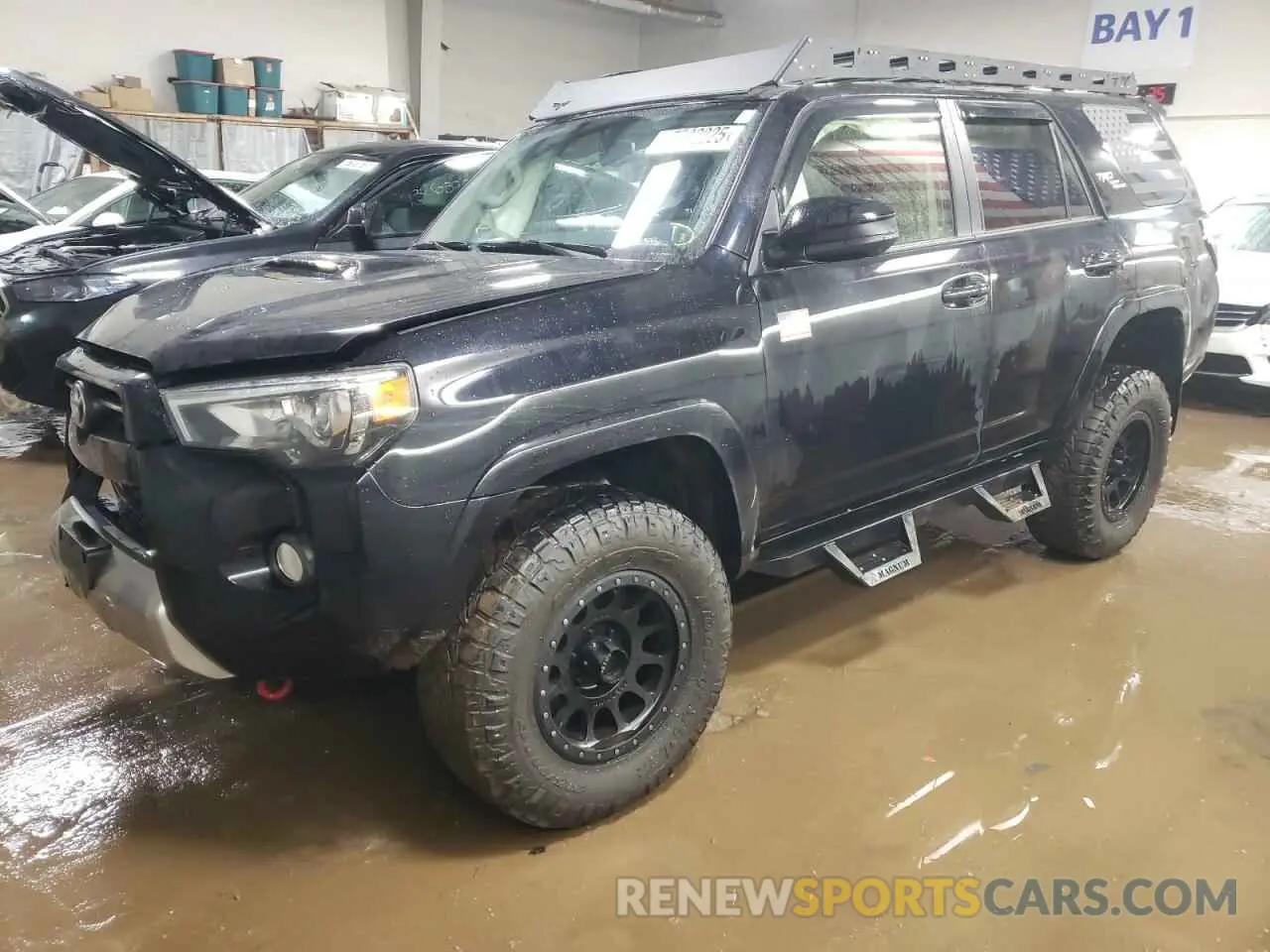 1 Photograph of a damaged car JTEBU5JR3L5815481 TOYOTA 4RUNNER 2020