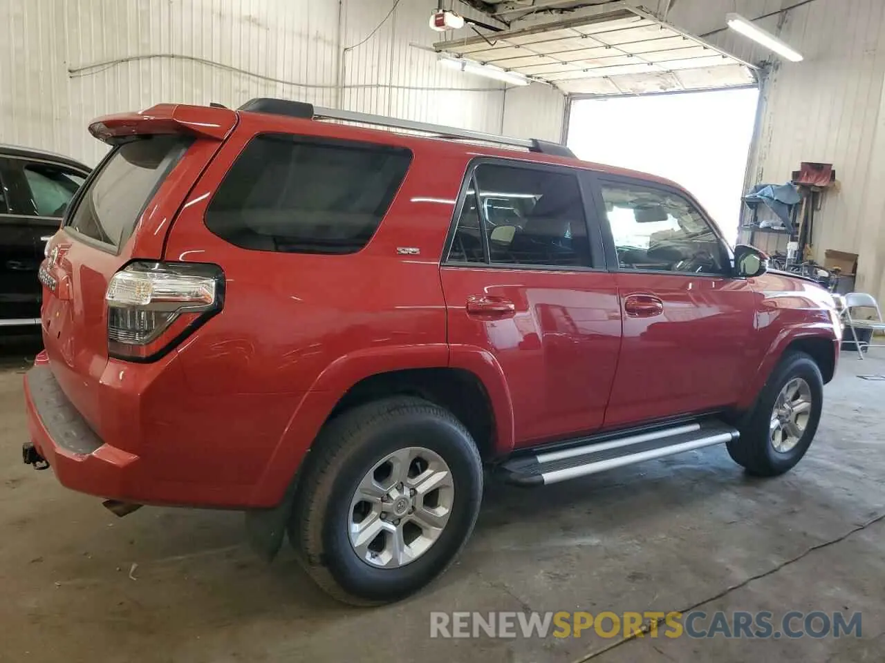 3 Photograph of a damaged car JTEBU5JR4L5743416 TOYOTA 4RUNNER 2020