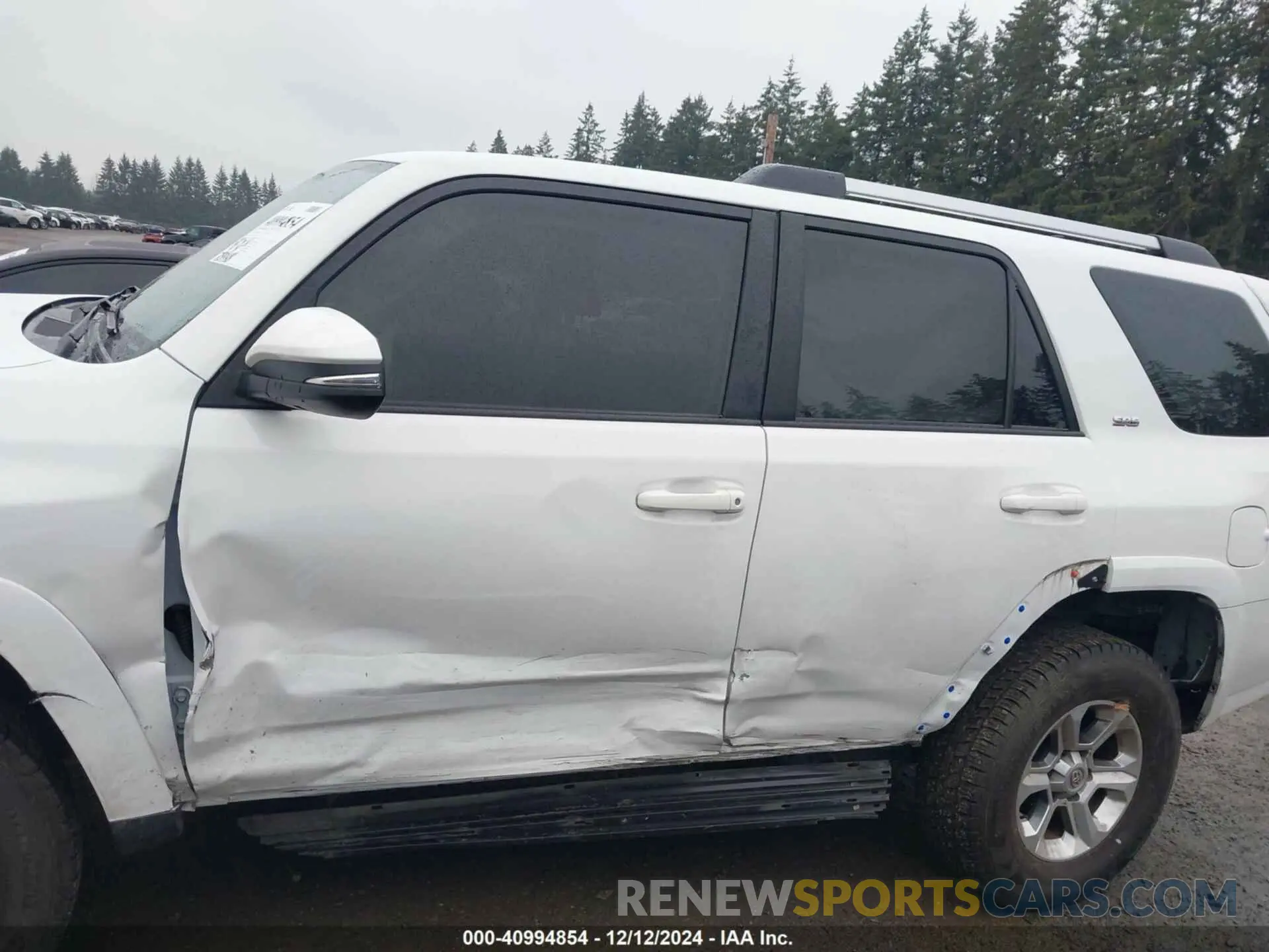14 Фотография поврежденного автомобиля JTEBU5JR4L5793183 TOYOTA 4RUNNER 2020