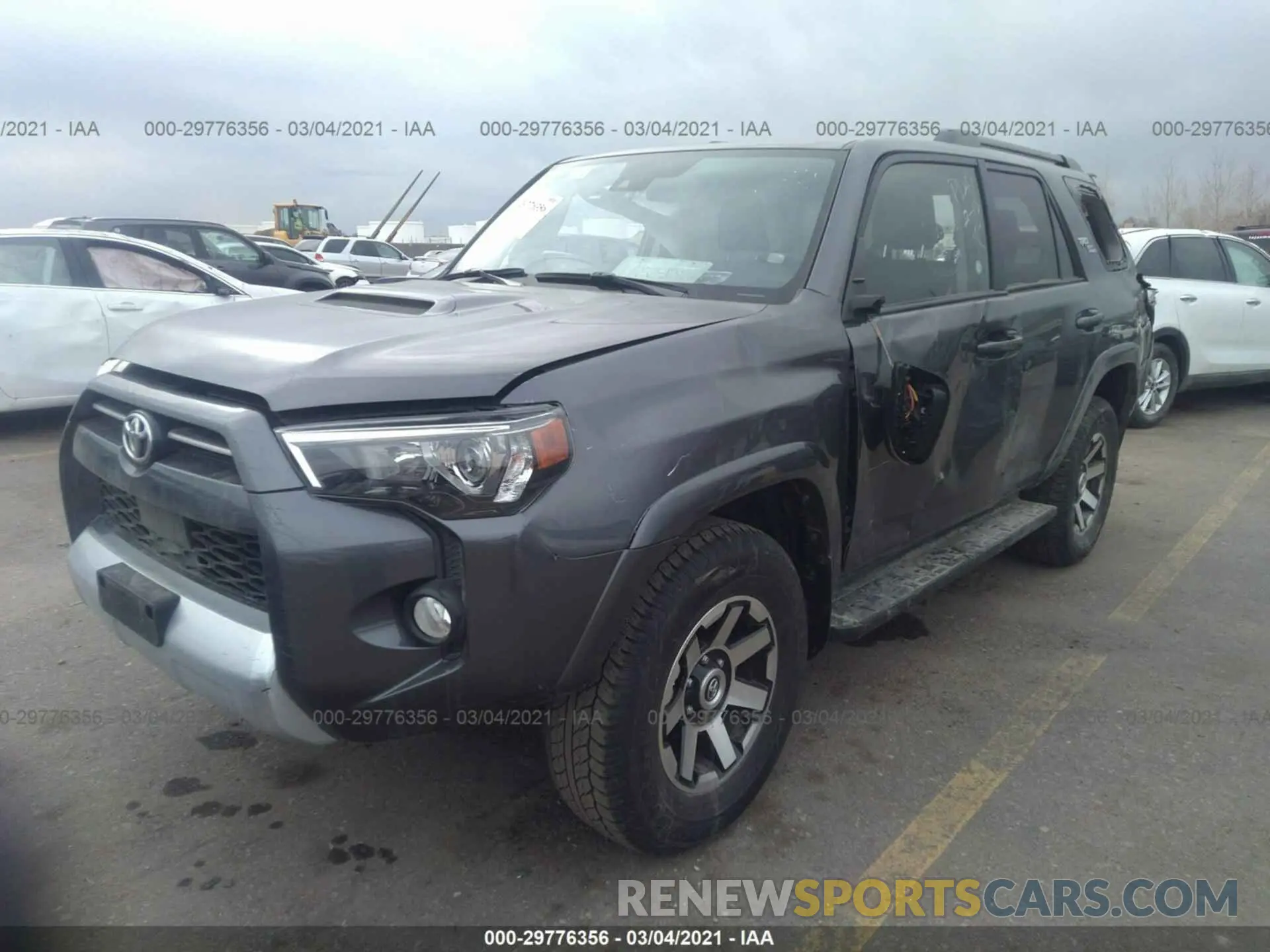 2 Photograph of a damaged car JTEBU5JR4L5795046 TOYOTA 4RUNNER 2020