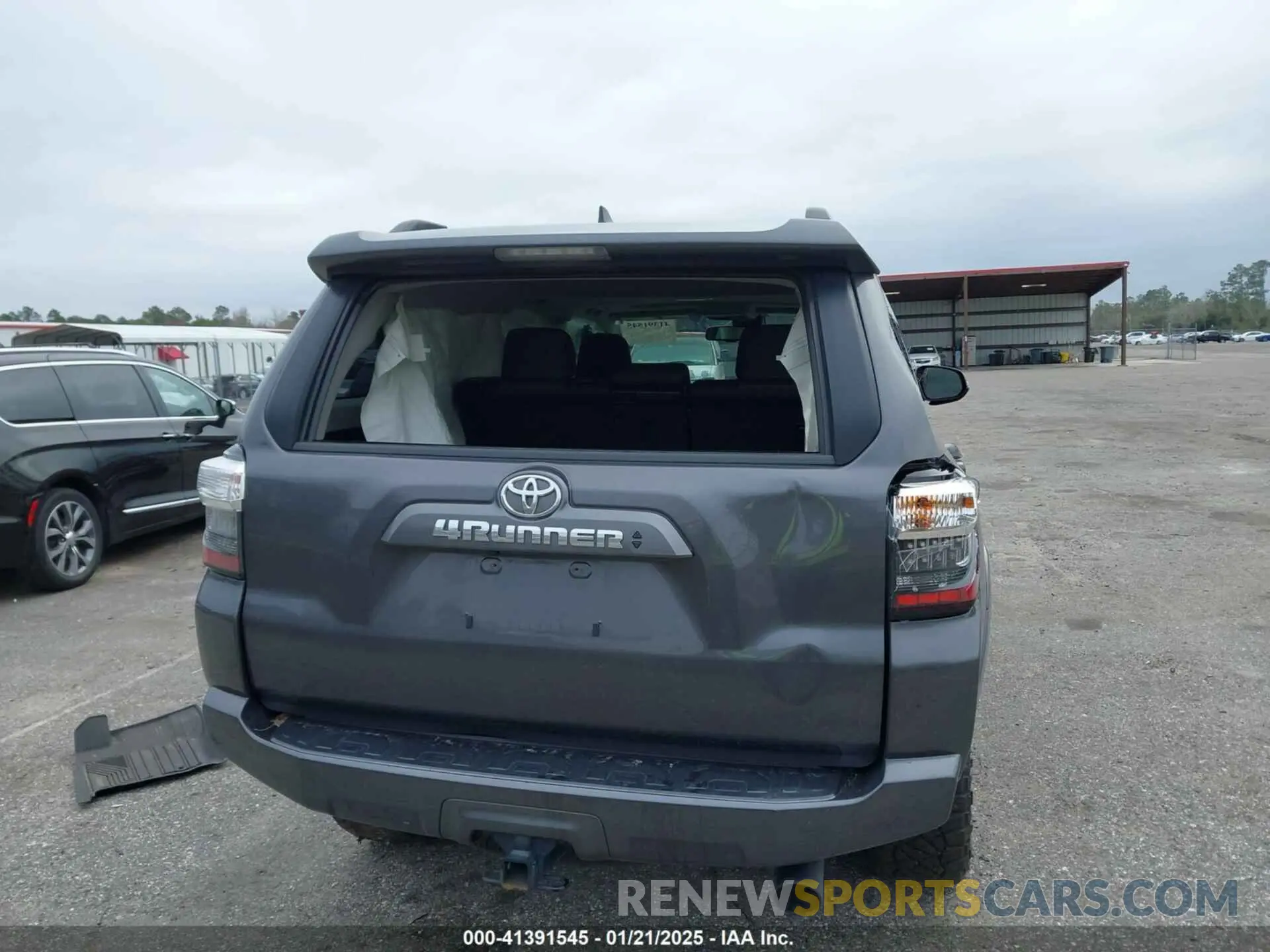 15 Фотография поврежденного автомобиля JTEBU5JR4L5795726 TOYOTA 4RUNNER 2020