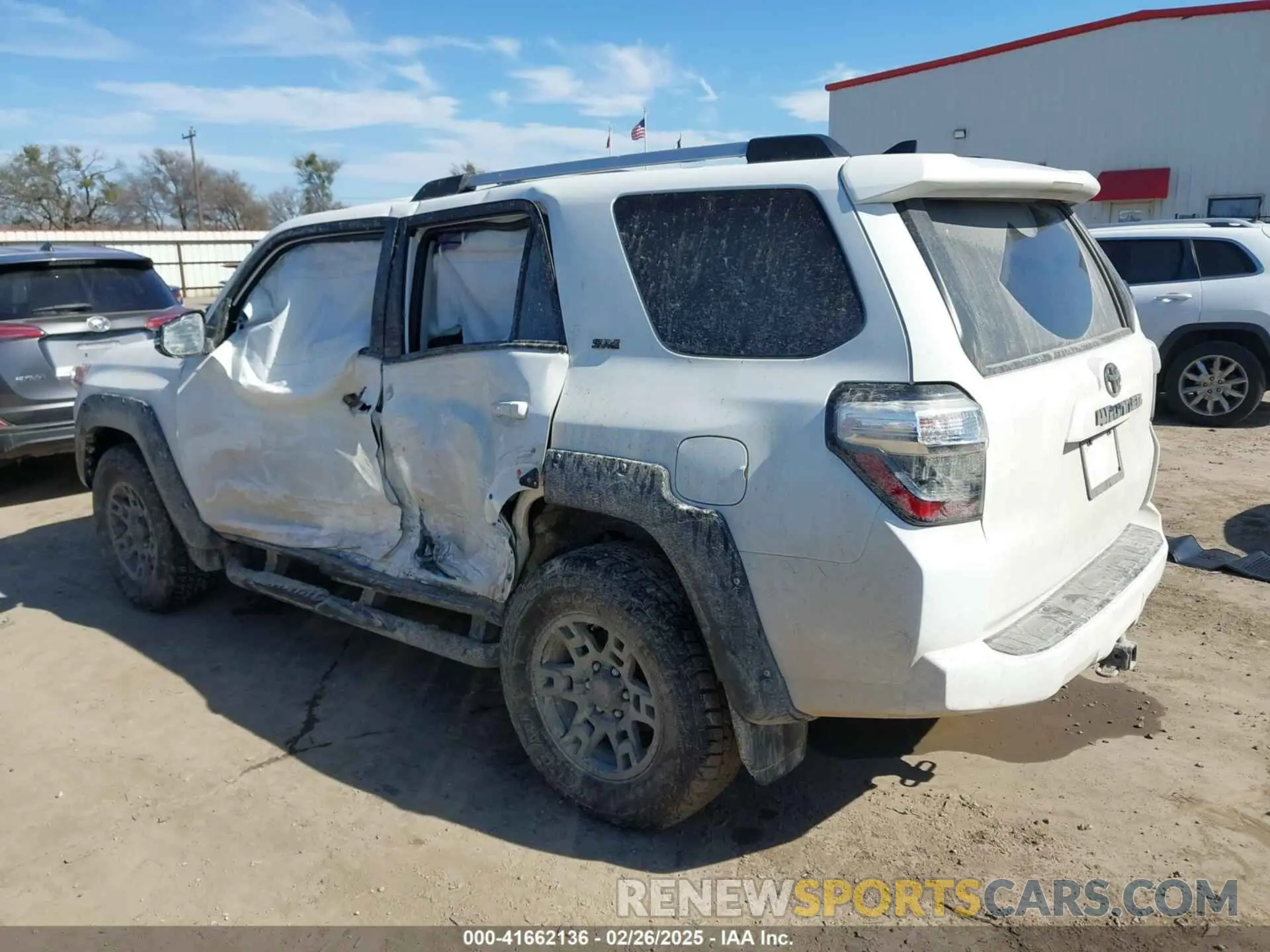 3 Photograph of a damaged car JTEBU5JR4L5821340 TOYOTA 4RUNNER 2020