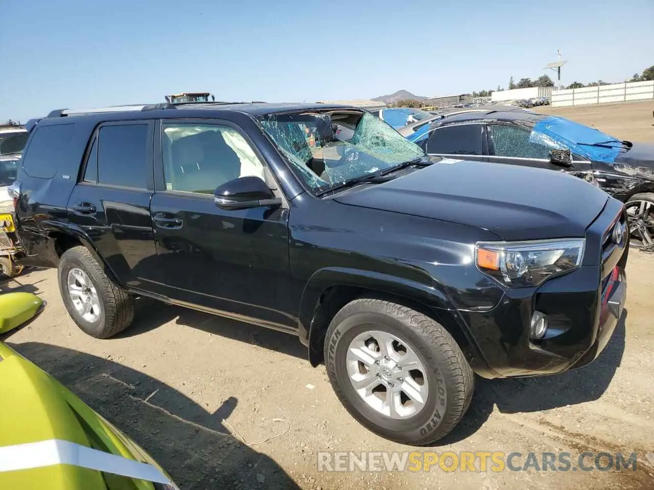 4 Фотография поврежденного автомобиля JTEBU5JR4L5830006 TOYOTA 4RUNNER 2020