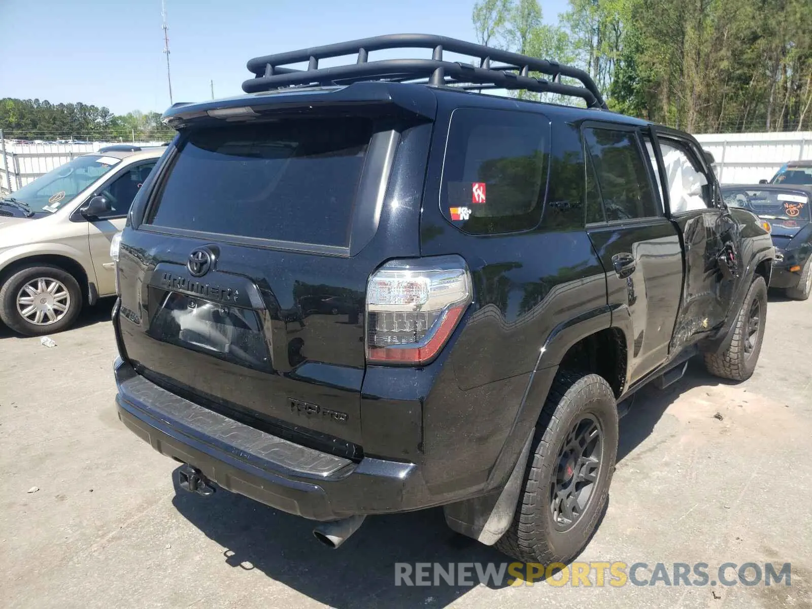 4 Photograph of a damaged car JTEBU5JR5L5765358 TOYOTA 4RUNNER 2020