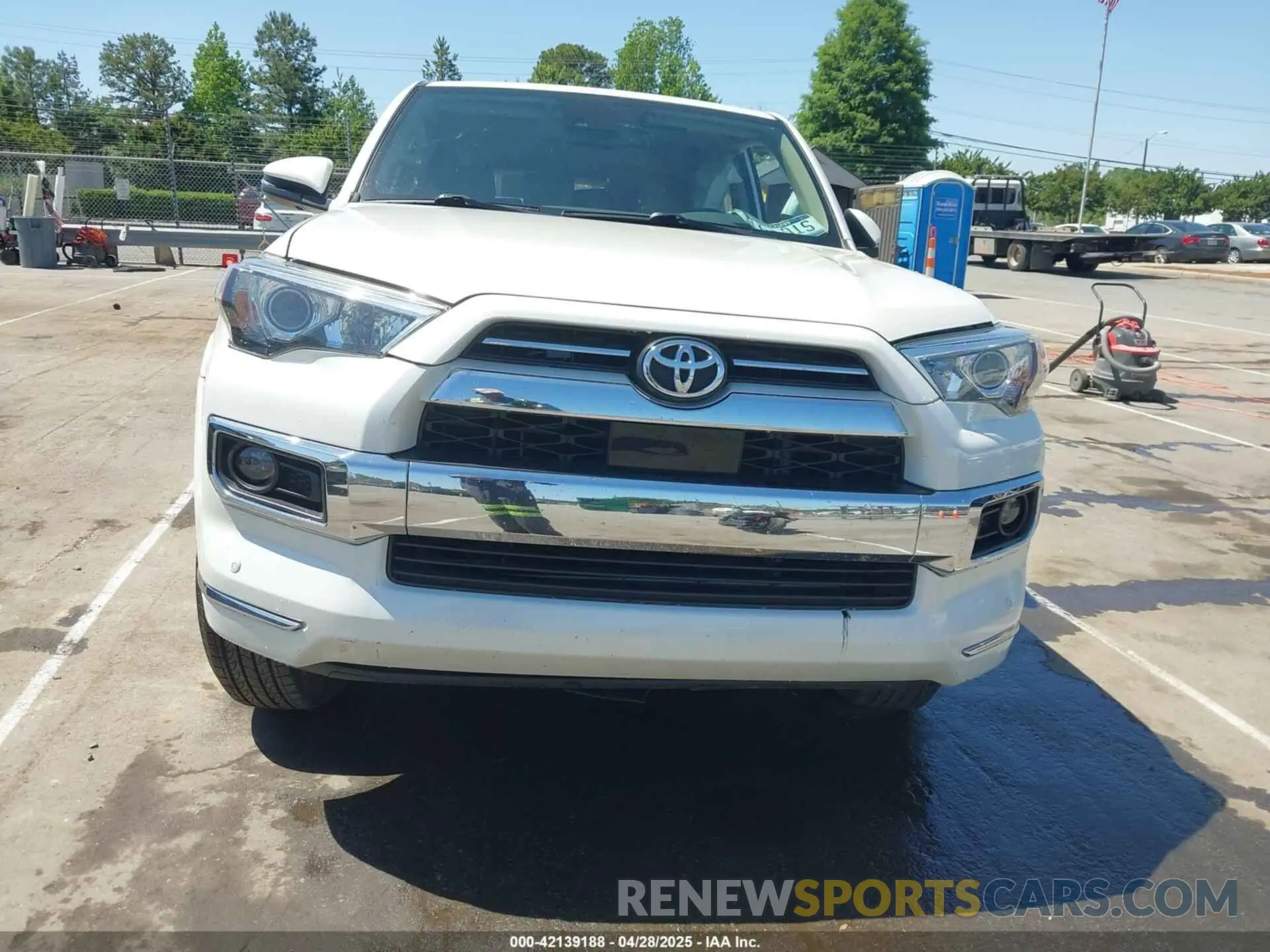 11 Фотография поврежденного автомобиля JTEBU5JR5L5779552 TOYOTA 4RUNNER 2020