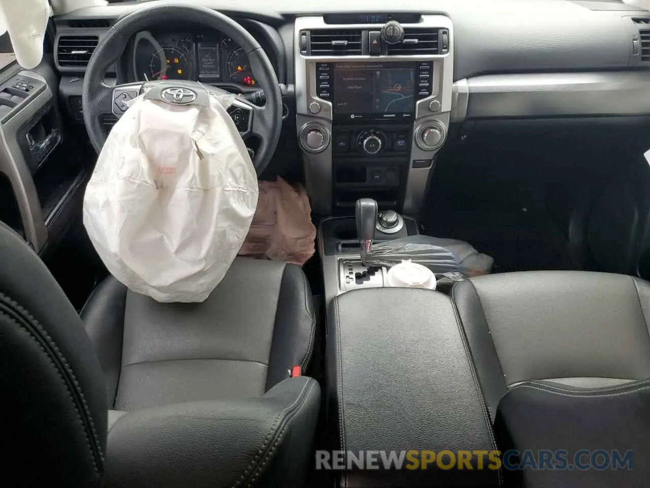 8 Фотография поврежденного автомобиля JTEBU5JR6L5738122 TOYOTA 4RUNNER 2020