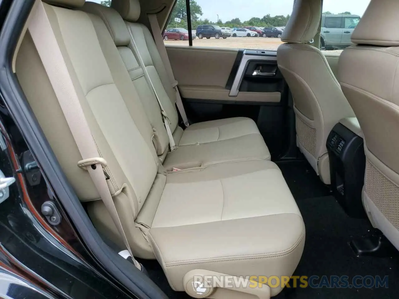 11 Фотография поврежденного автомобиля JTEBU5JR6L5753722 TOYOTA 4RUNNER 2020
