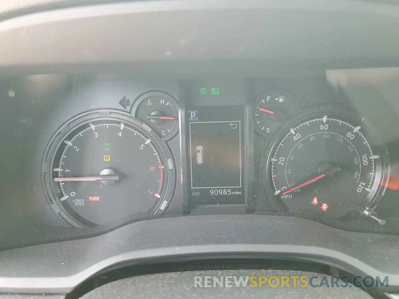 9 Фотография поврежденного автомобиля JTEBU5JR6L5753722 TOYOTA 4RUNNER 2020