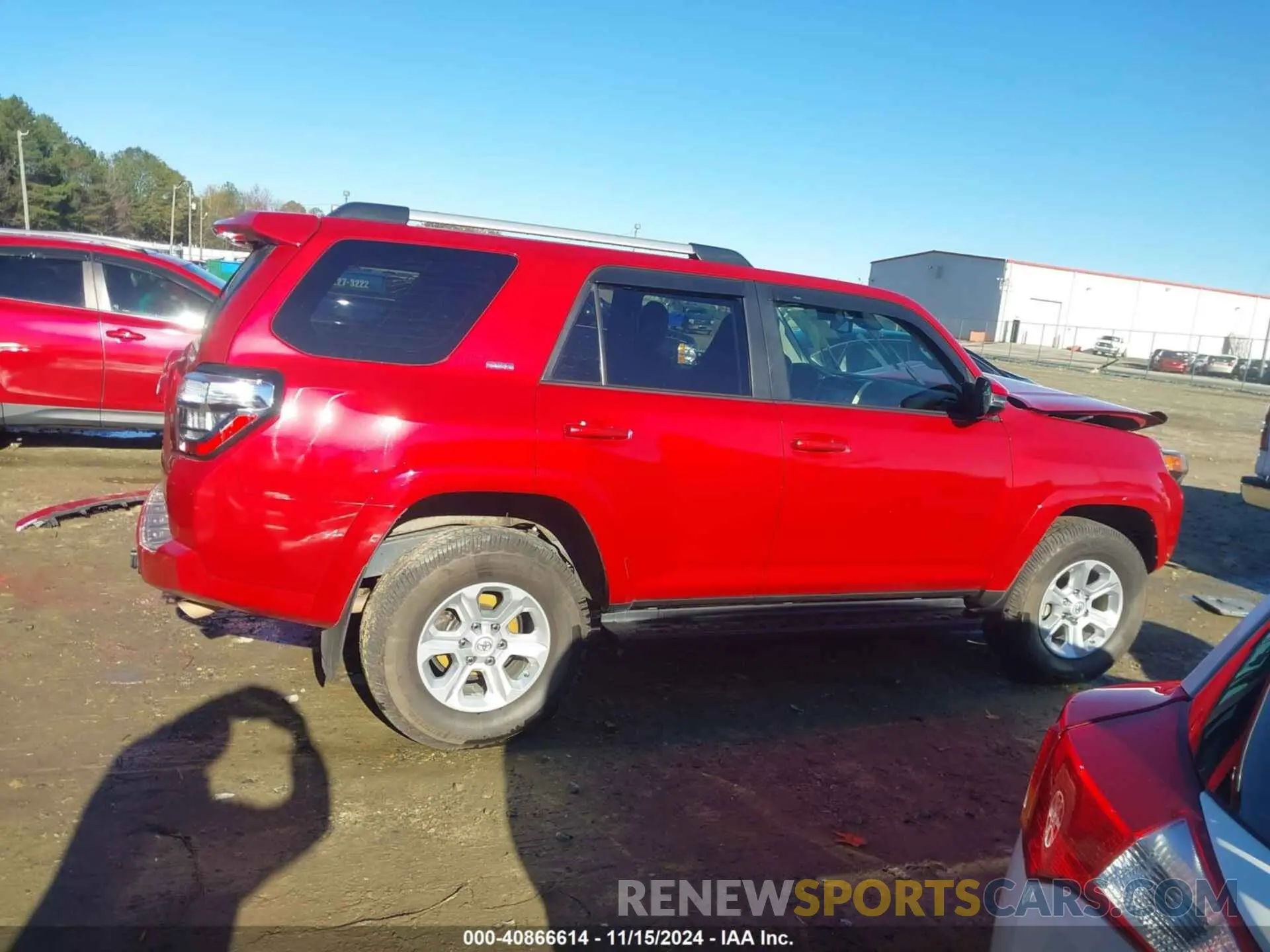 14 Photograph of a damaged car JTEBU5JR6L5767779 TOYOTA 4RUNNER 2020