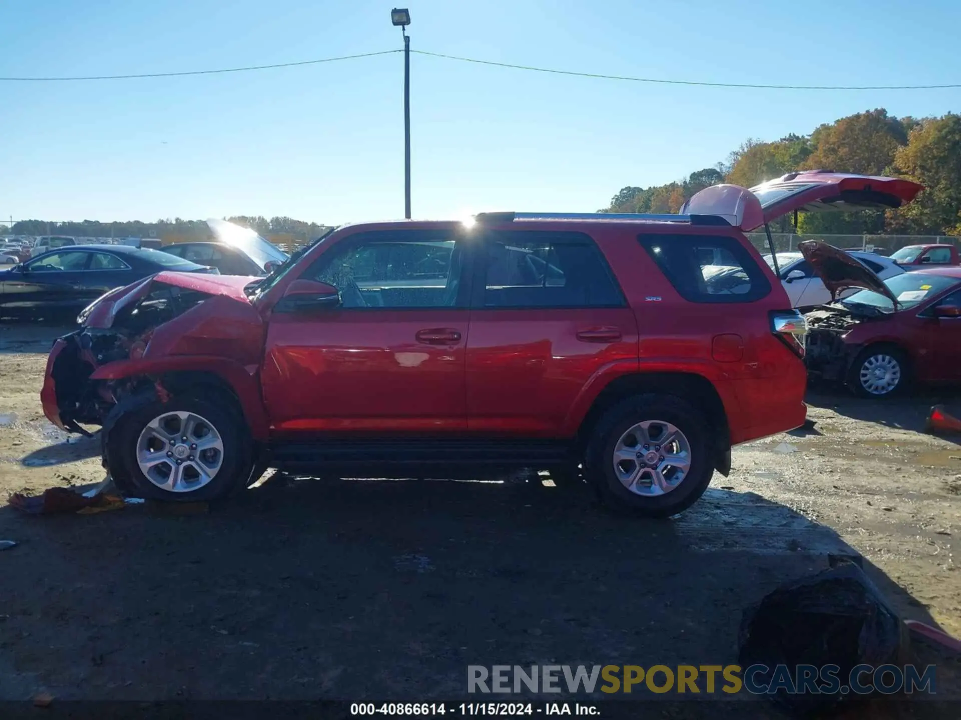 19 Photograph of a damaged car JTEBU5JR6L5767779 TOYOTA 4RUNNER 2020