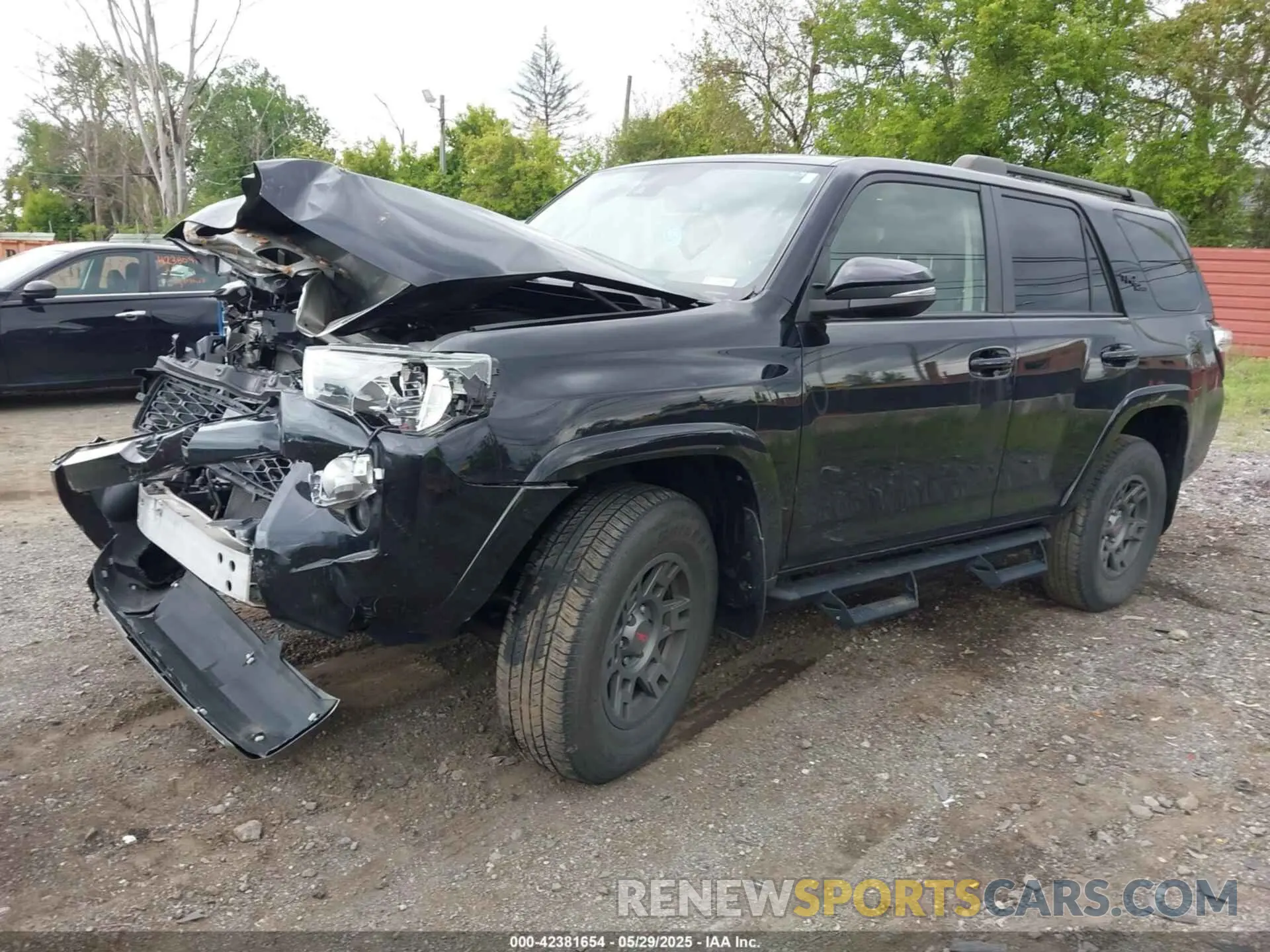 2 Photograph of a damaged car JTEBU5JR6L5780130 TOYOTA 4RUNNER 2020