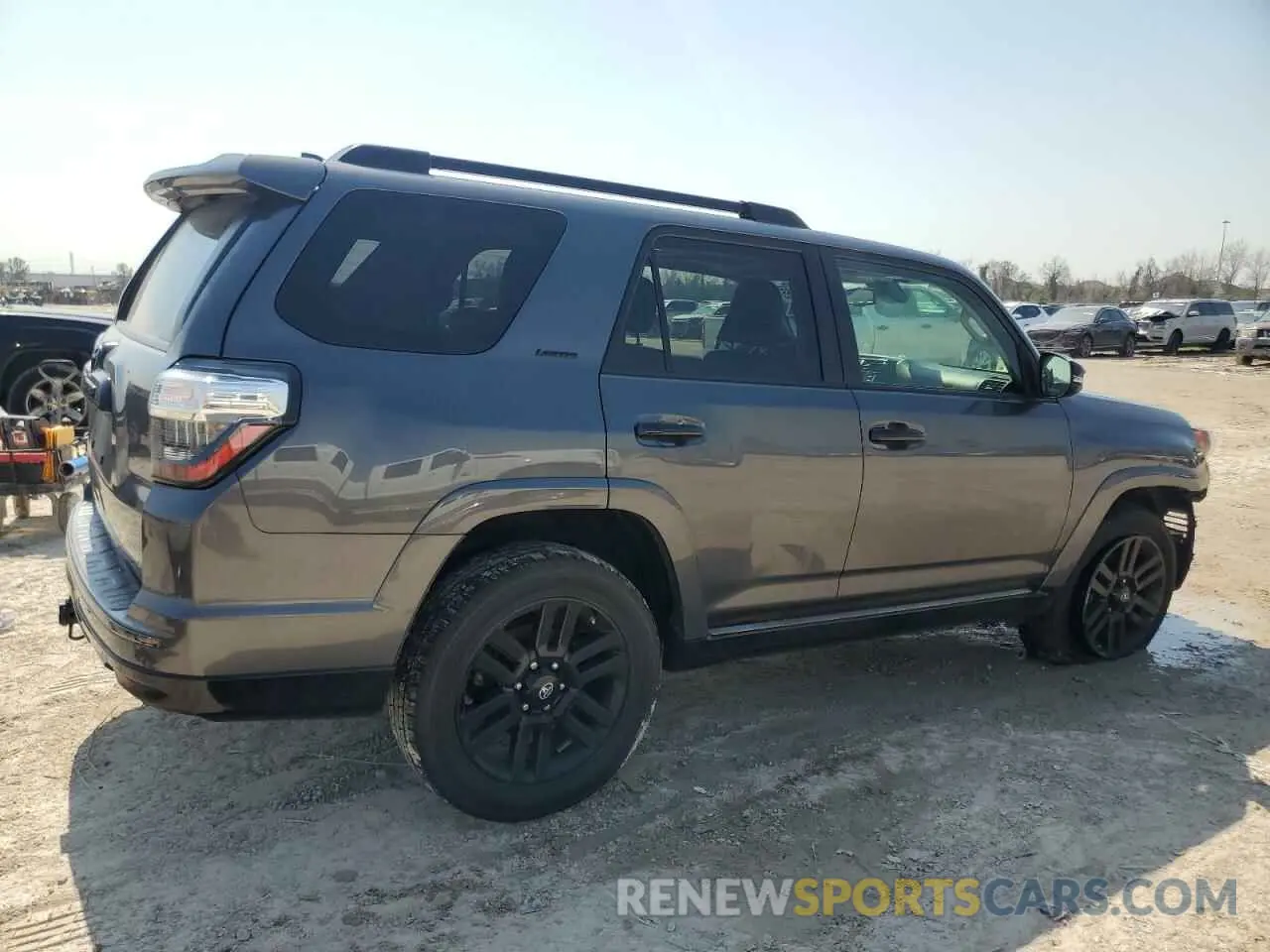 3 Фотография поврежденного автомобиля JTEBU5JR6L5810470 TOYOTA 4RUNNER 2020