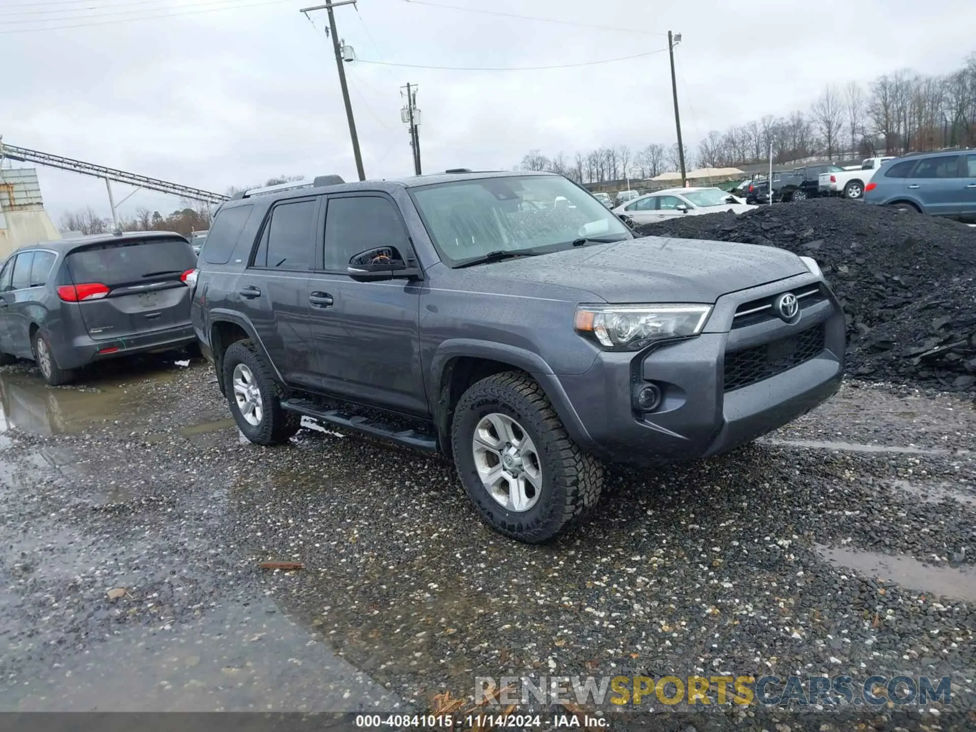 1 Фотография поврежденного автомобиля JTEBU5JR6L5829679 TOYOTA 4RUNNER 2020