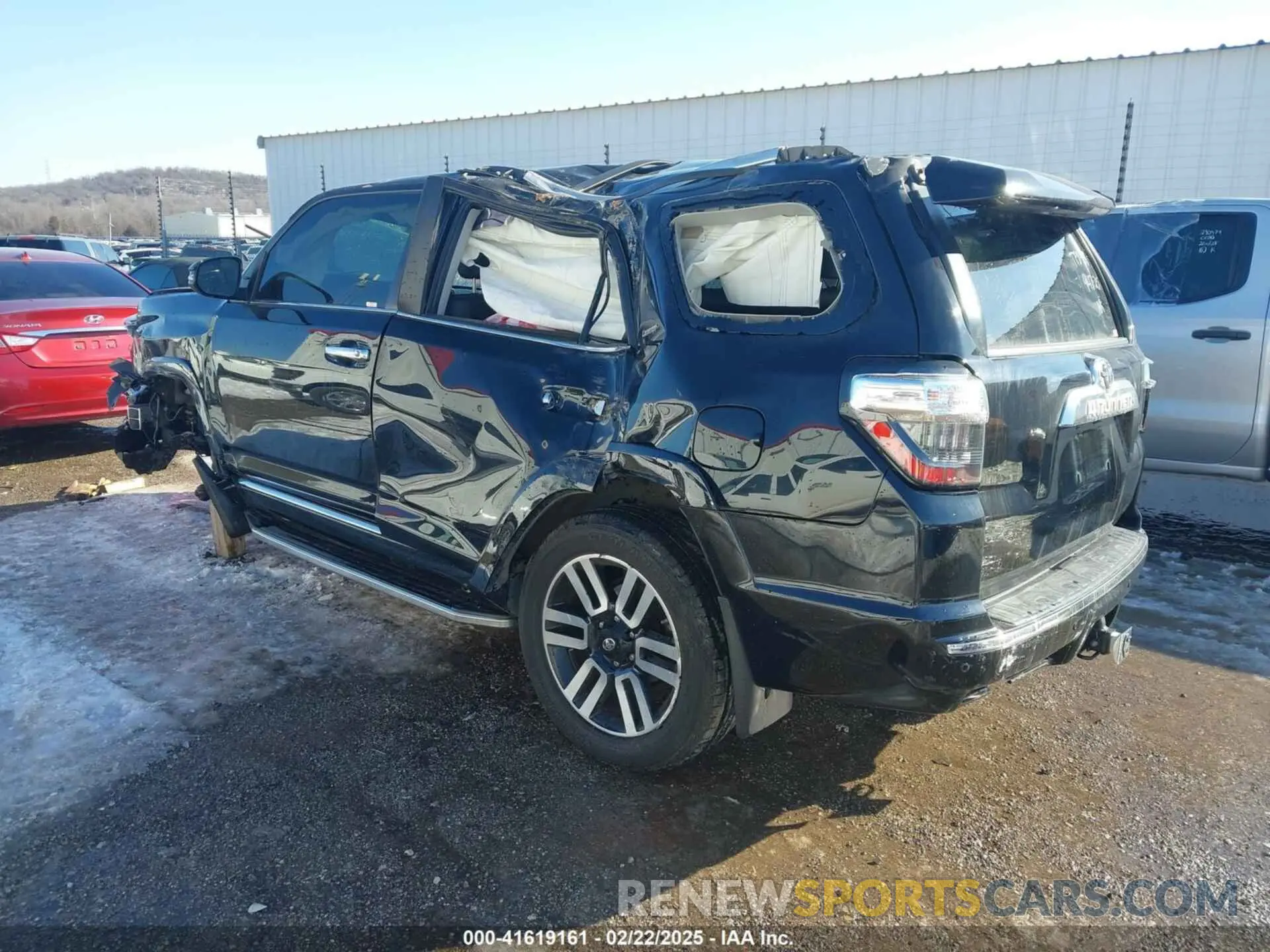 3 Photograph of a damaged car JTEBU5JR7L5829402 TOYOTA 4RUNNER 2020