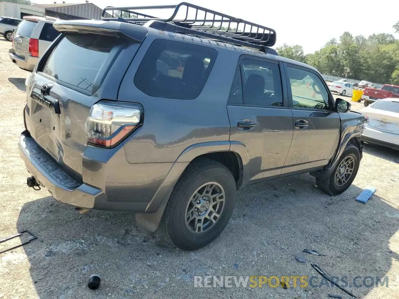 3 Photograph of a damaged car JTEBU5JR8L5750613 TOYOTA 4RUNNER 2020