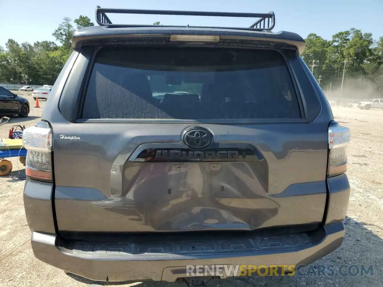 6 Photograph of a damaged car JTEBU5JR8L5750613 TOYOTA 4RUNNER 2020