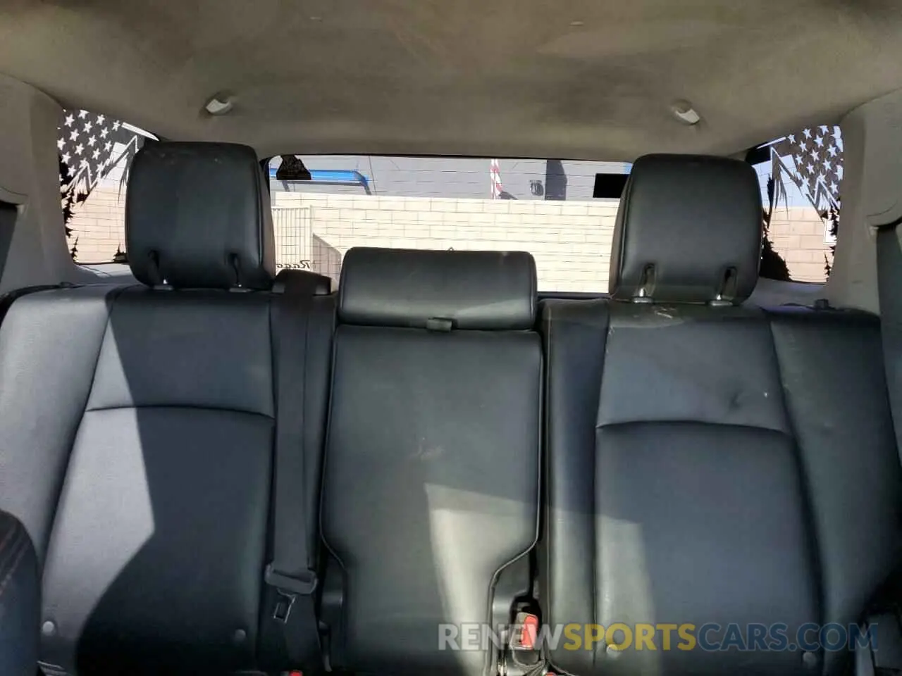 10 Фотография поврежденного автомобиля JTEBU5JR8L5761854 TOYOTA 4RUNNER 2020