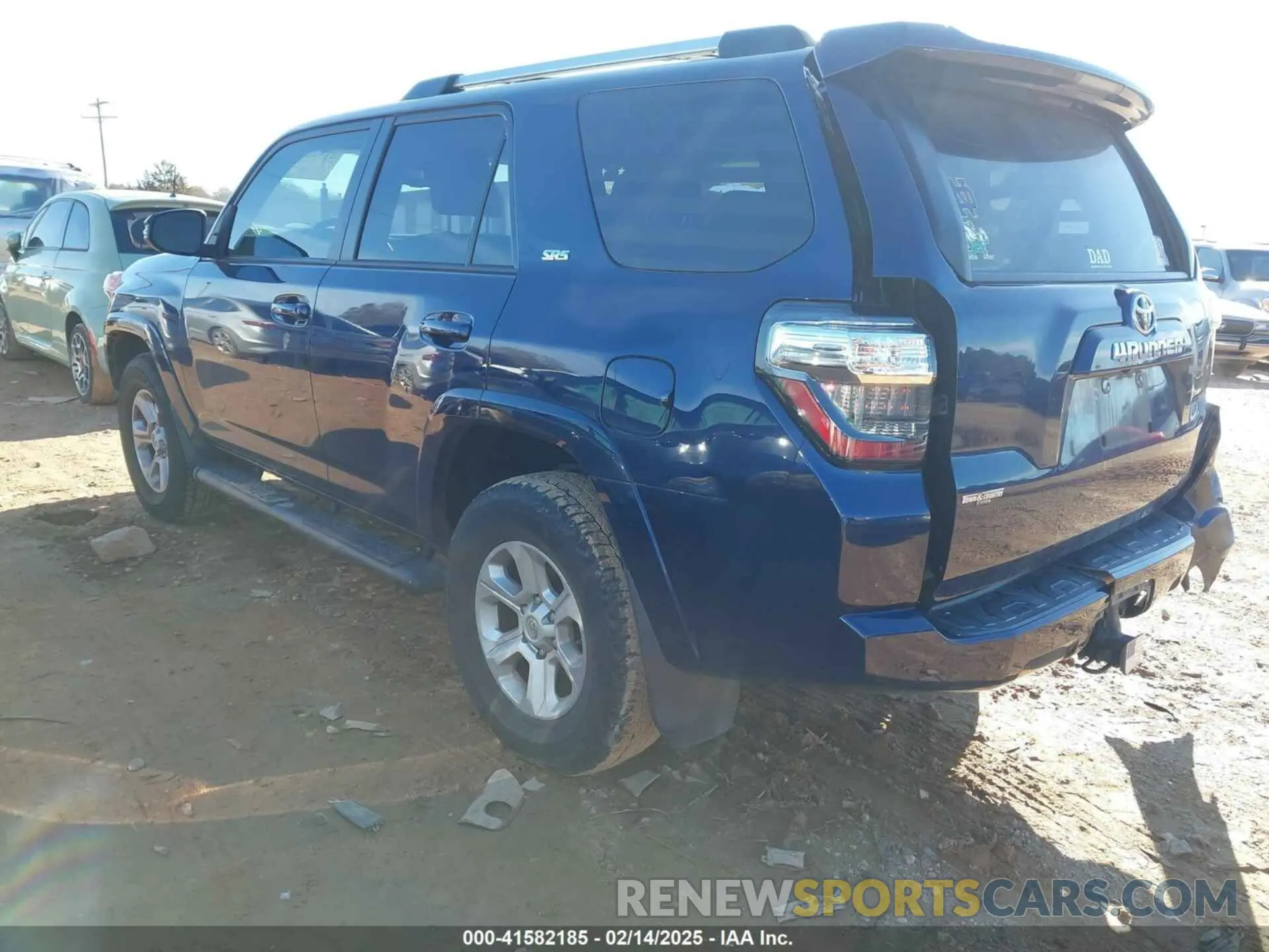 3 Photograph of a damaged car JTEBU5JR8L5777990 TOYOTA 4RUNNER 2020