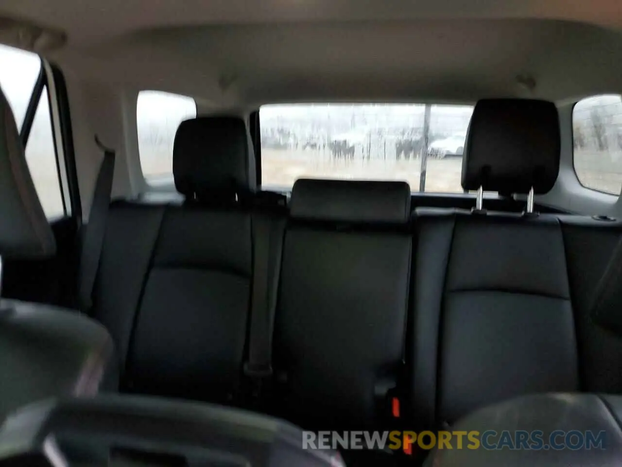 10 Фотография поврежденного автомобиля JTEBU5JR8L5829831 TOYOTA 4RUNNER 2020