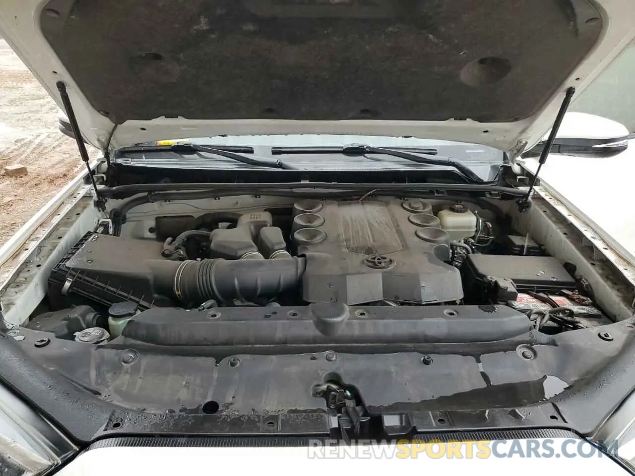 12 Фотография поврежденного автомобиля JTEBU5JR8L5829831 TOYOTA 4RUNNER 2020