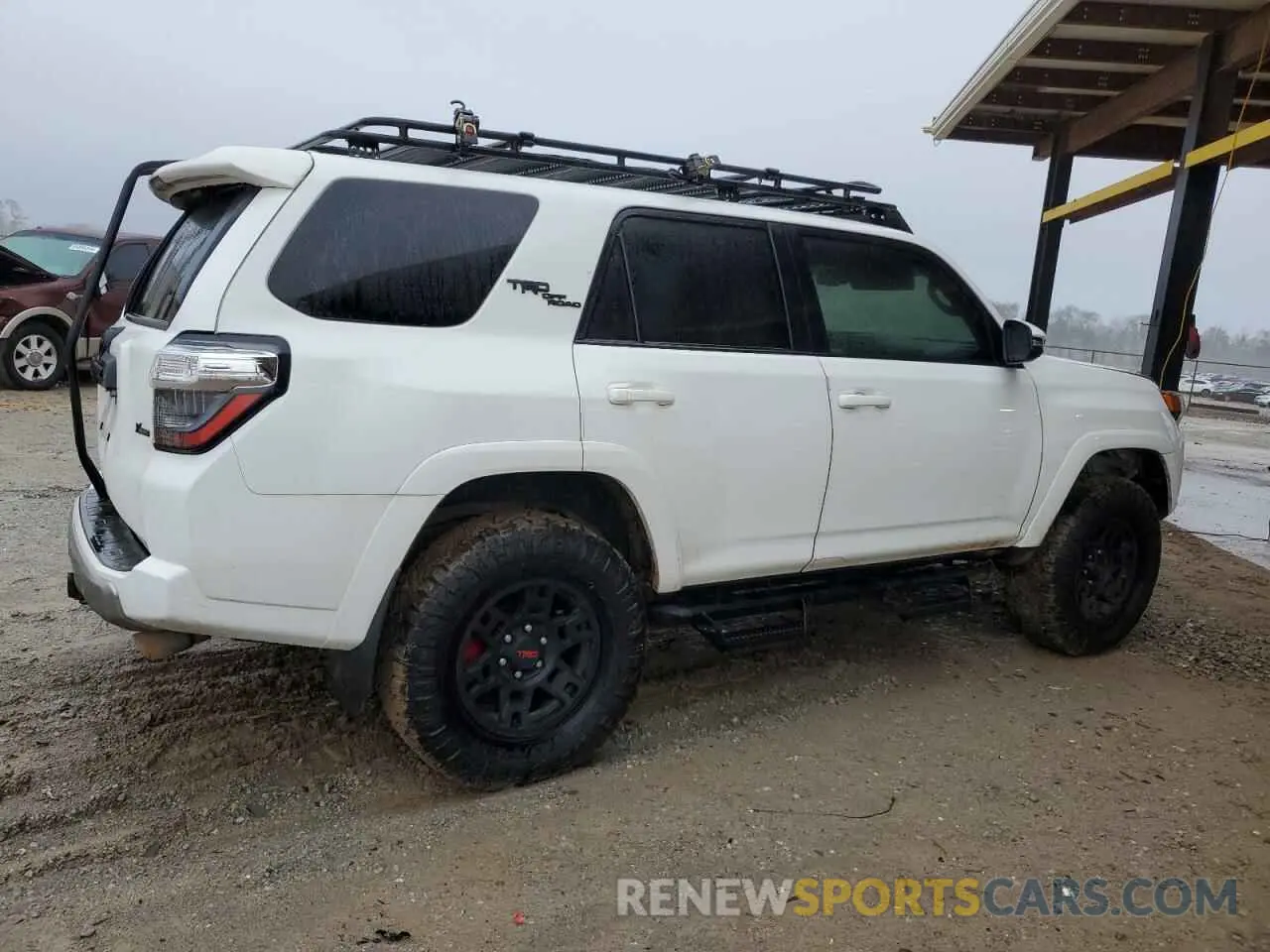 3 Фотография поврежденного автомобиля JTEBU5JR8L5829831 TOYOTA 4RUNNER 2020