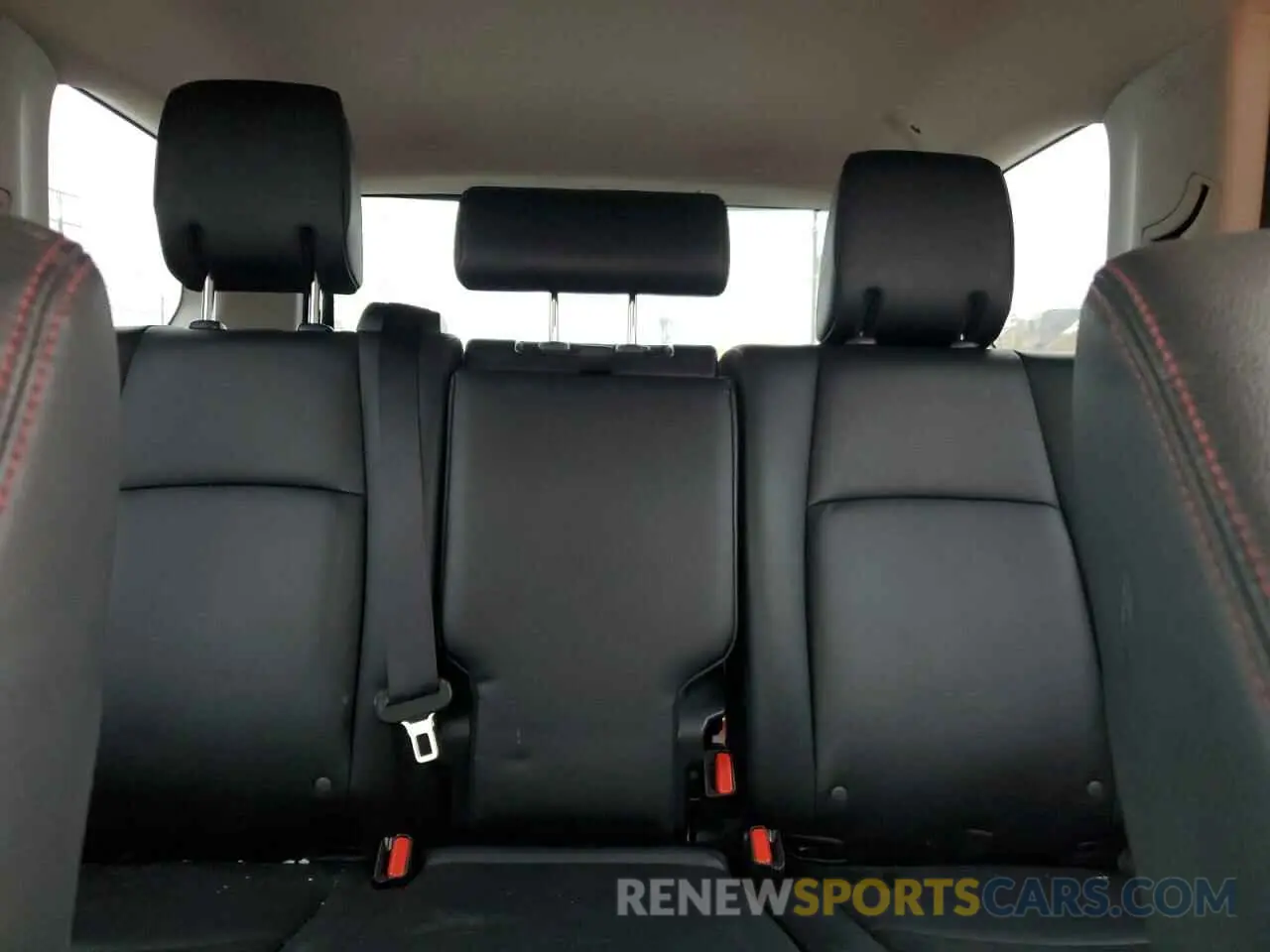 10 Фотография поврежденного автомобиля JTEBU5JR9L5763936 TOYOTA 4RUNNER 2020