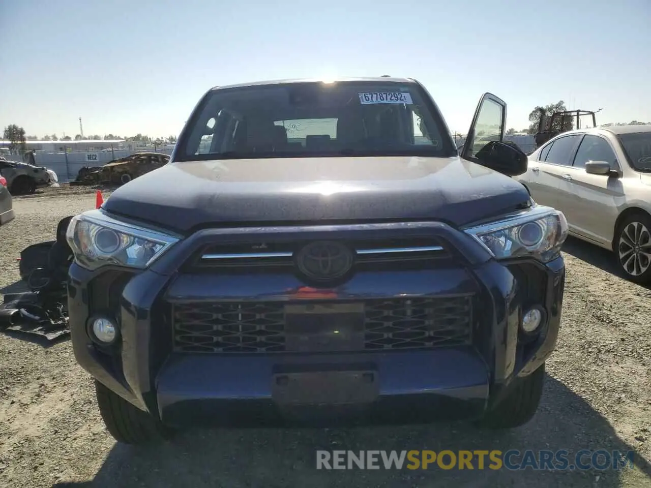 5 Photograph of a damaged car JTEBU5JR9L5772622 TOYOTA 4RUNNER 2020
