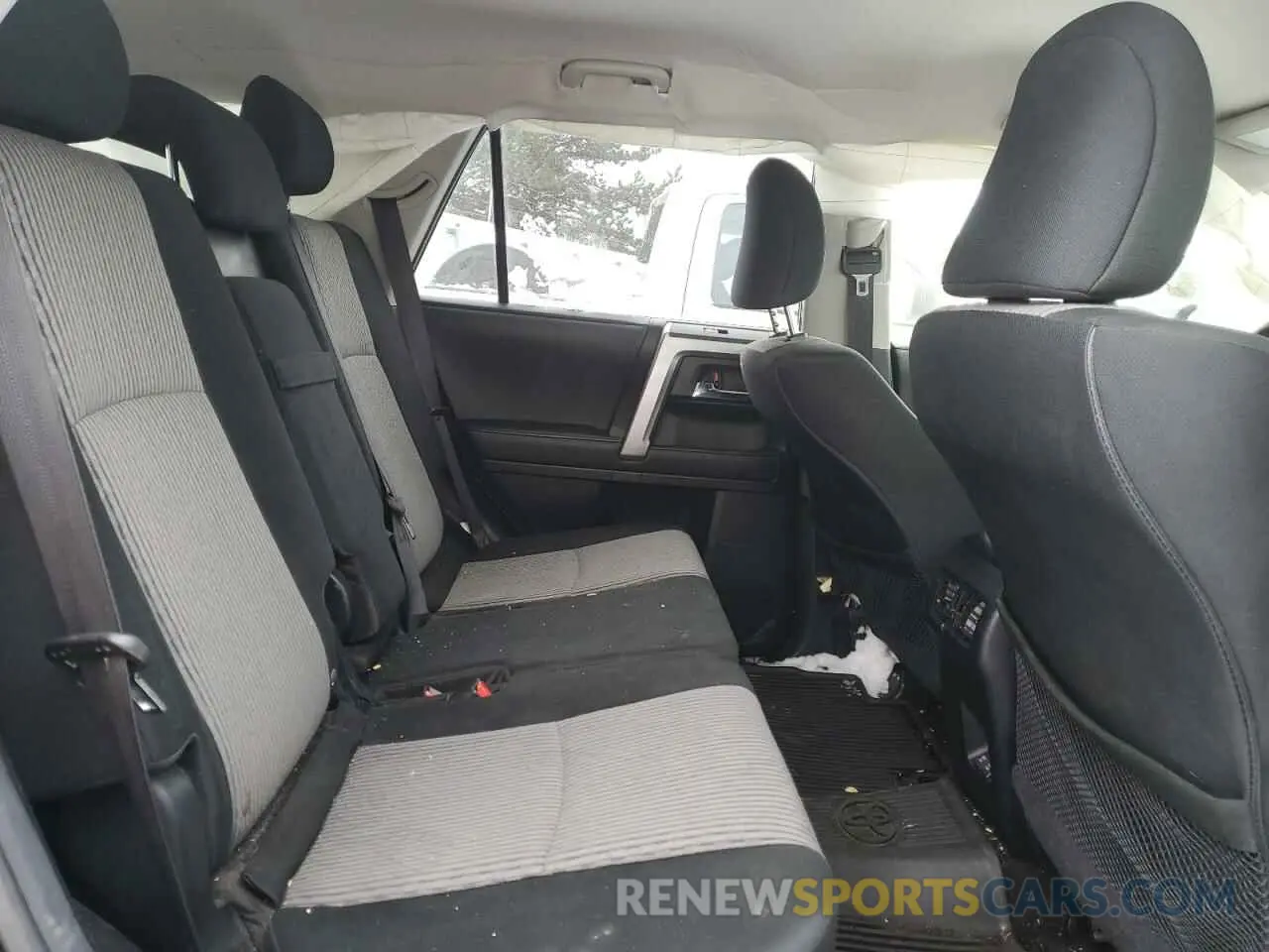 11 Фотография поврежденного автомобиля JTEBU5JR9L5782874 TOYOTA 4RUNNER 2020