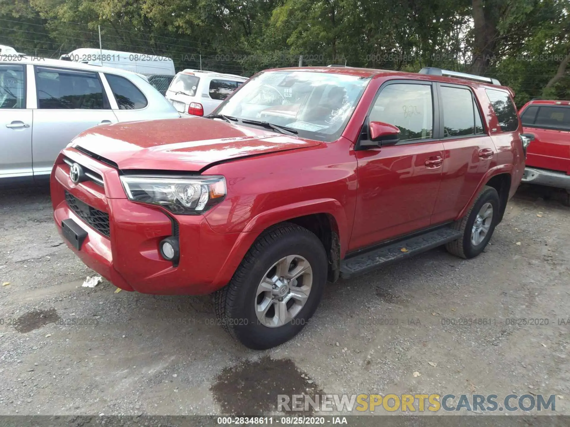 2 Photograph of a damaged car JTEBU5JR9L5796628 TOYOTA 4RUNNER 2020