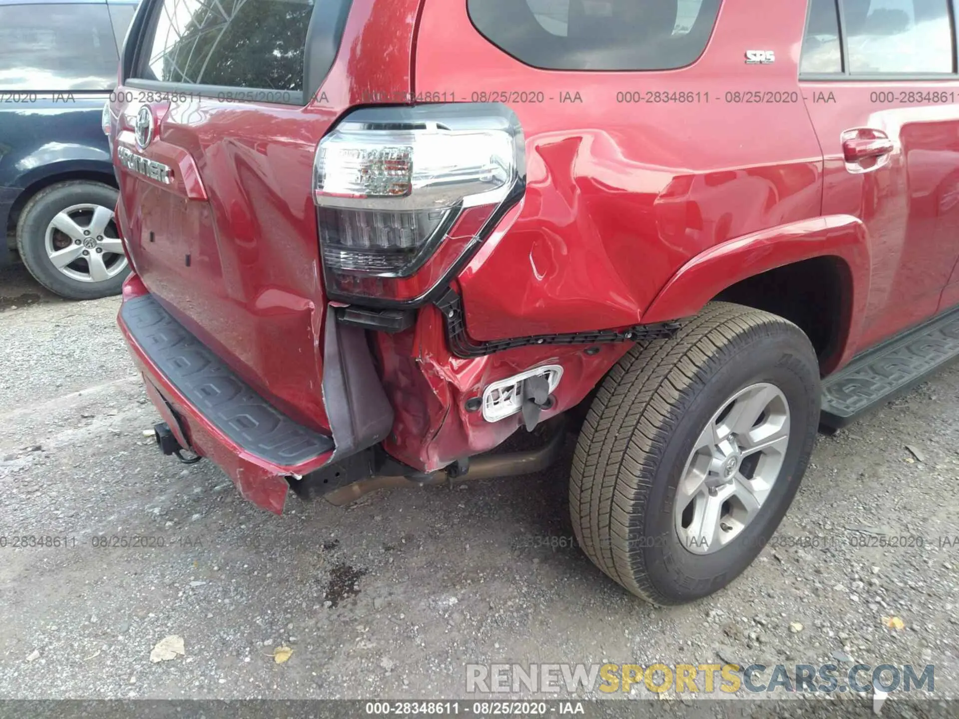 6 Photograph of a damaged car JTEBU5JR9L5796628 TOYOTA 4RUNNER 2020