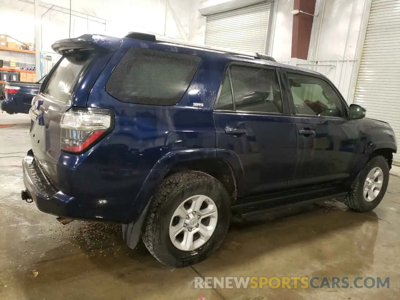 3 Photograph of a damaged car JTEBU5JR9L5812827 TOYOTA 4RUNNER 2020