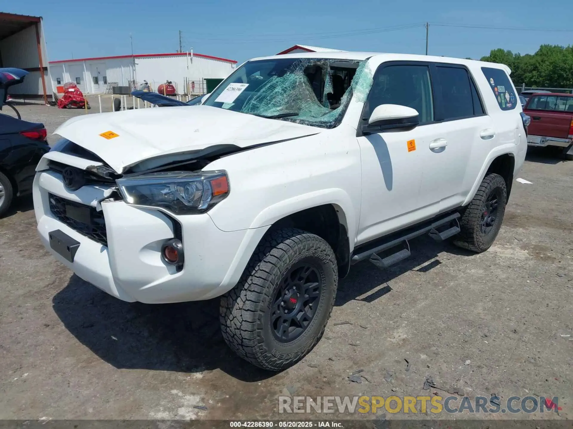 2 Фотография поврежденного автомобиля JTEBU5JRXL5790319 TOYOTA 4RUNNER 2020
