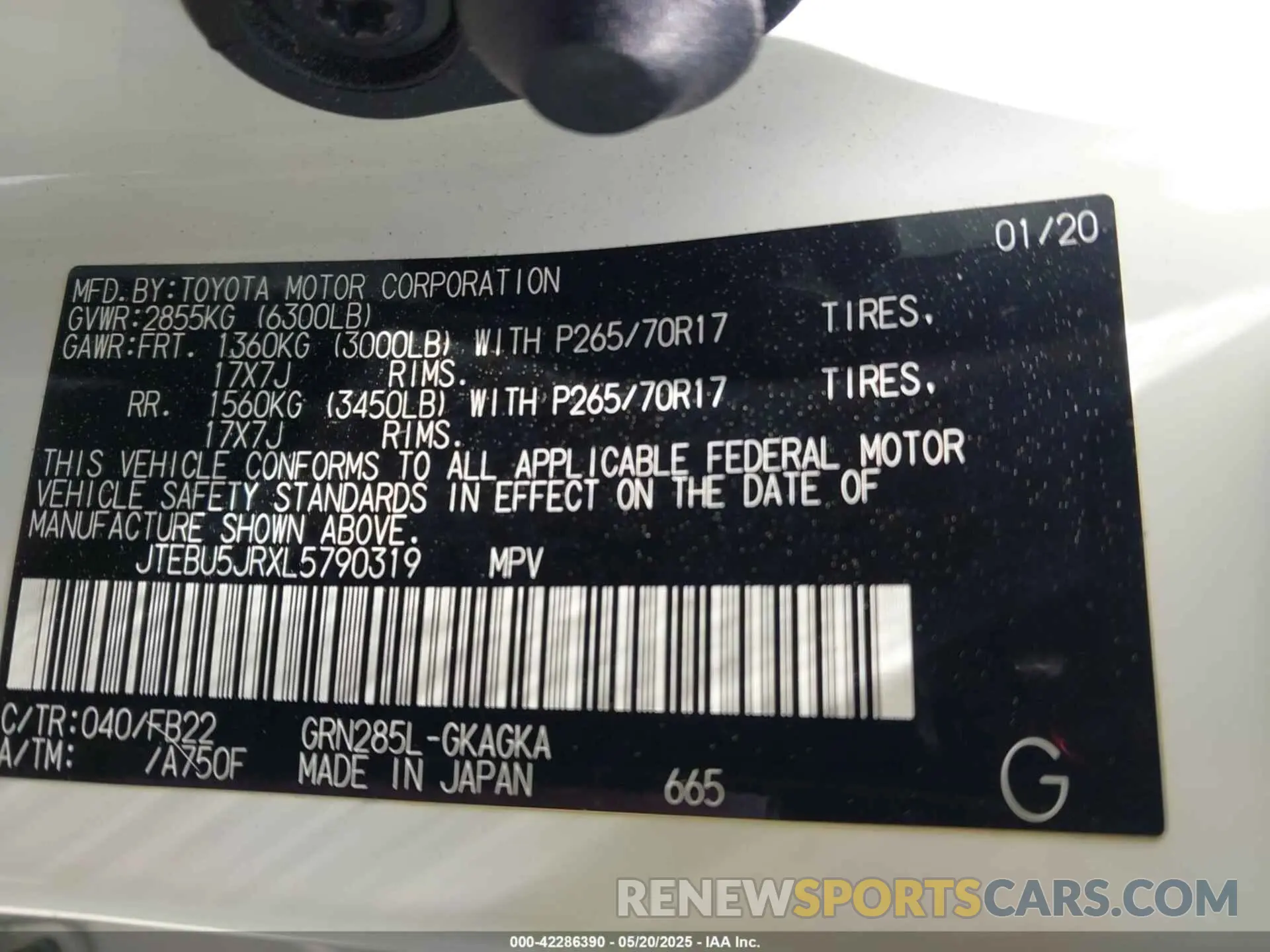 9 Фотография поврежденного автомобиля JTEBU5JRXL5790319 TOYOTA 4RUNNER 2020