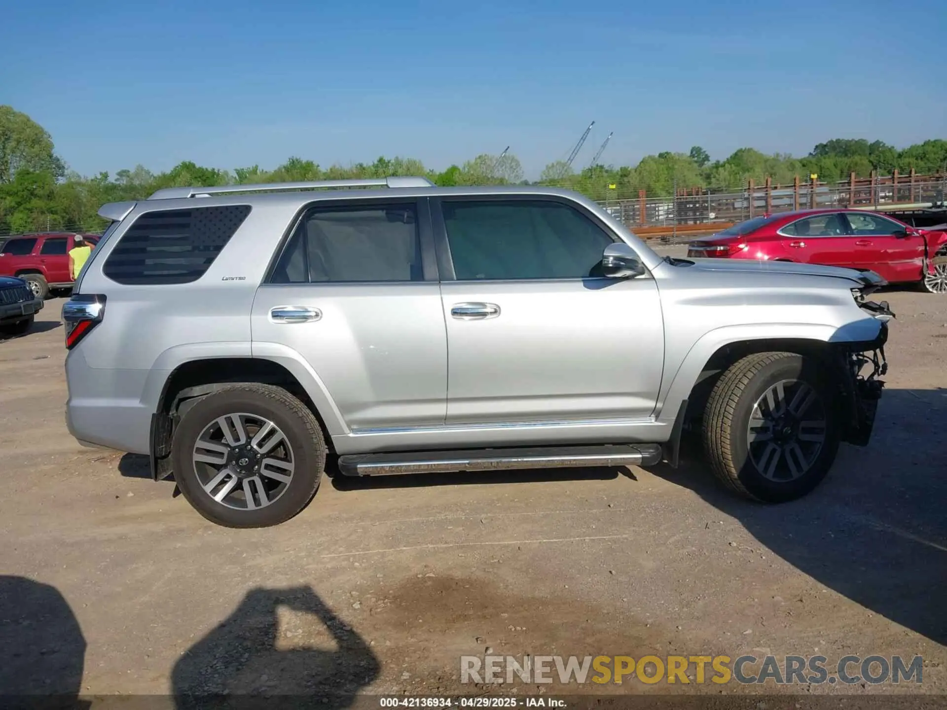 14 Фотография поврежденного автомобиля JTEBU5JRXL5835419 TOYOTA 4RUNNER 2020