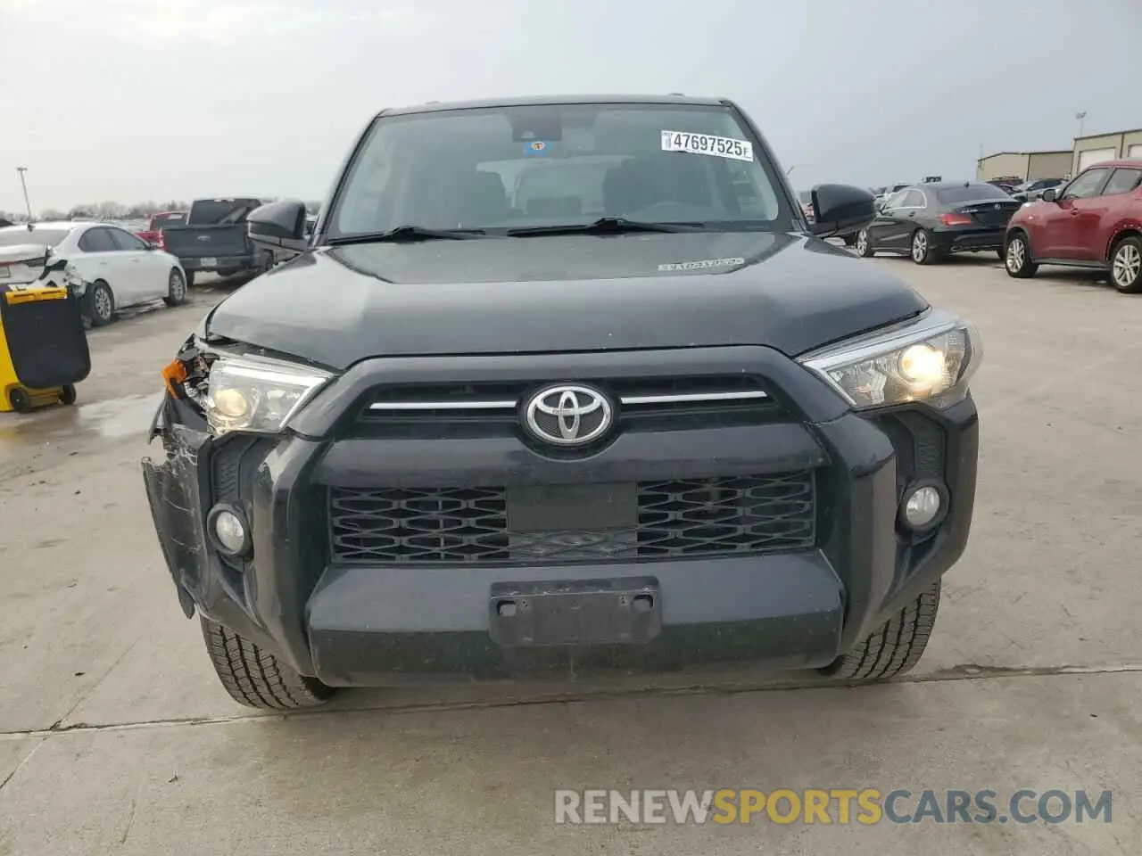 5 Photograph of a damaged car JTEZU5JR1L5214763 TOYOTA 4RUNNER 2020