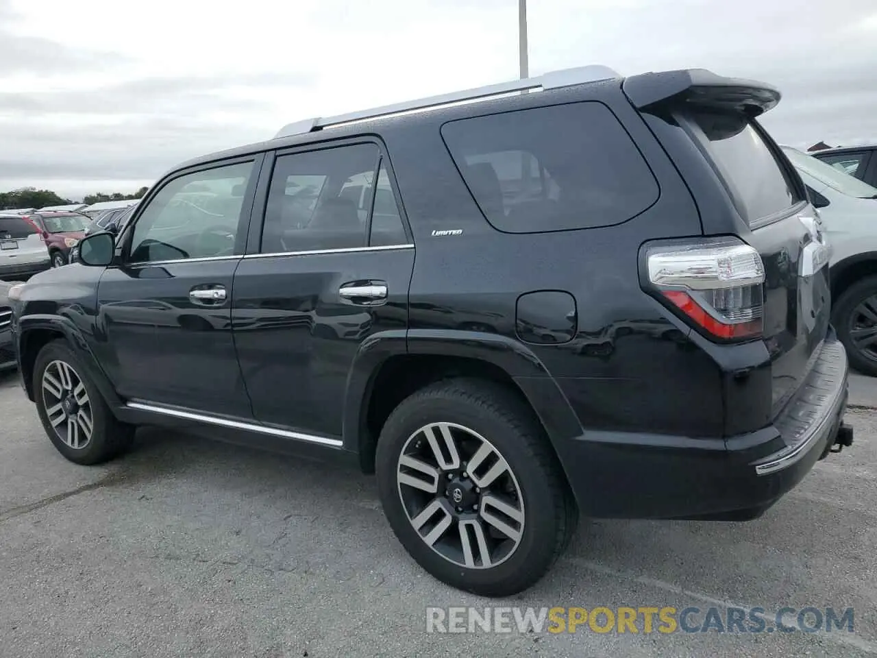 2 Photograph of a damaged car JTEZU5JR1L5220627 TOYOTA 4RUNNER 2020