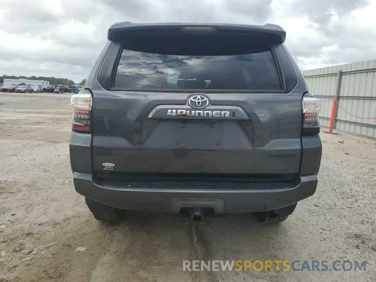 6 Фотография поврежденного автомобиля JTEZU5JR4L5223215 TOYOTA 4RUNNER 2020