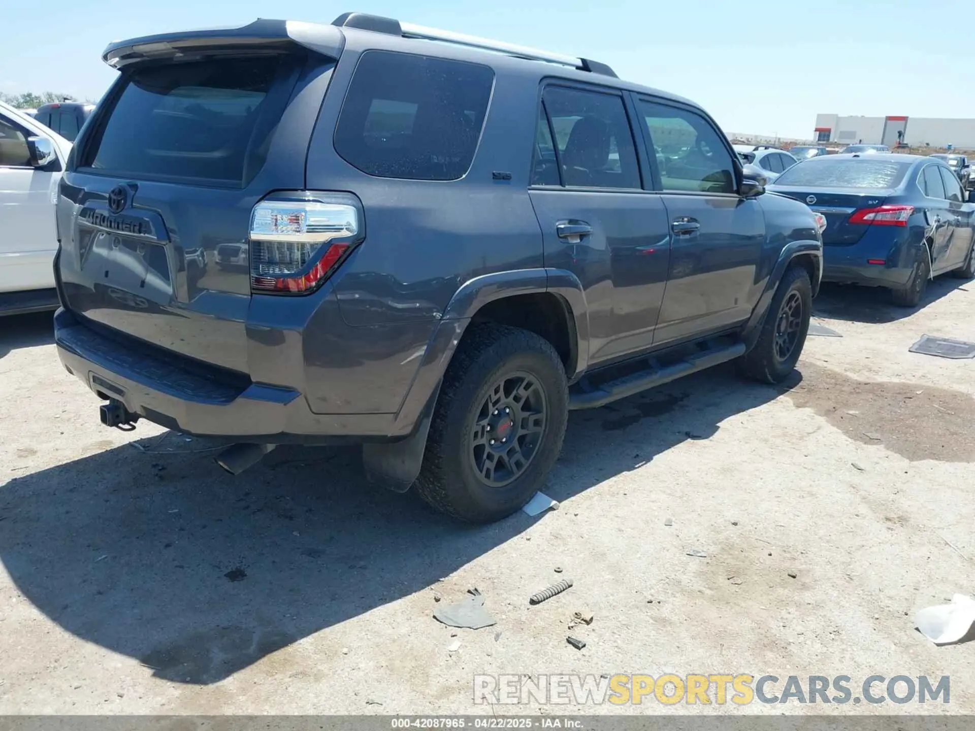 4 Фотография поврежденного автомобиля JTEZU5JR4L5226079 TOYOTA 4RUNNER 2020