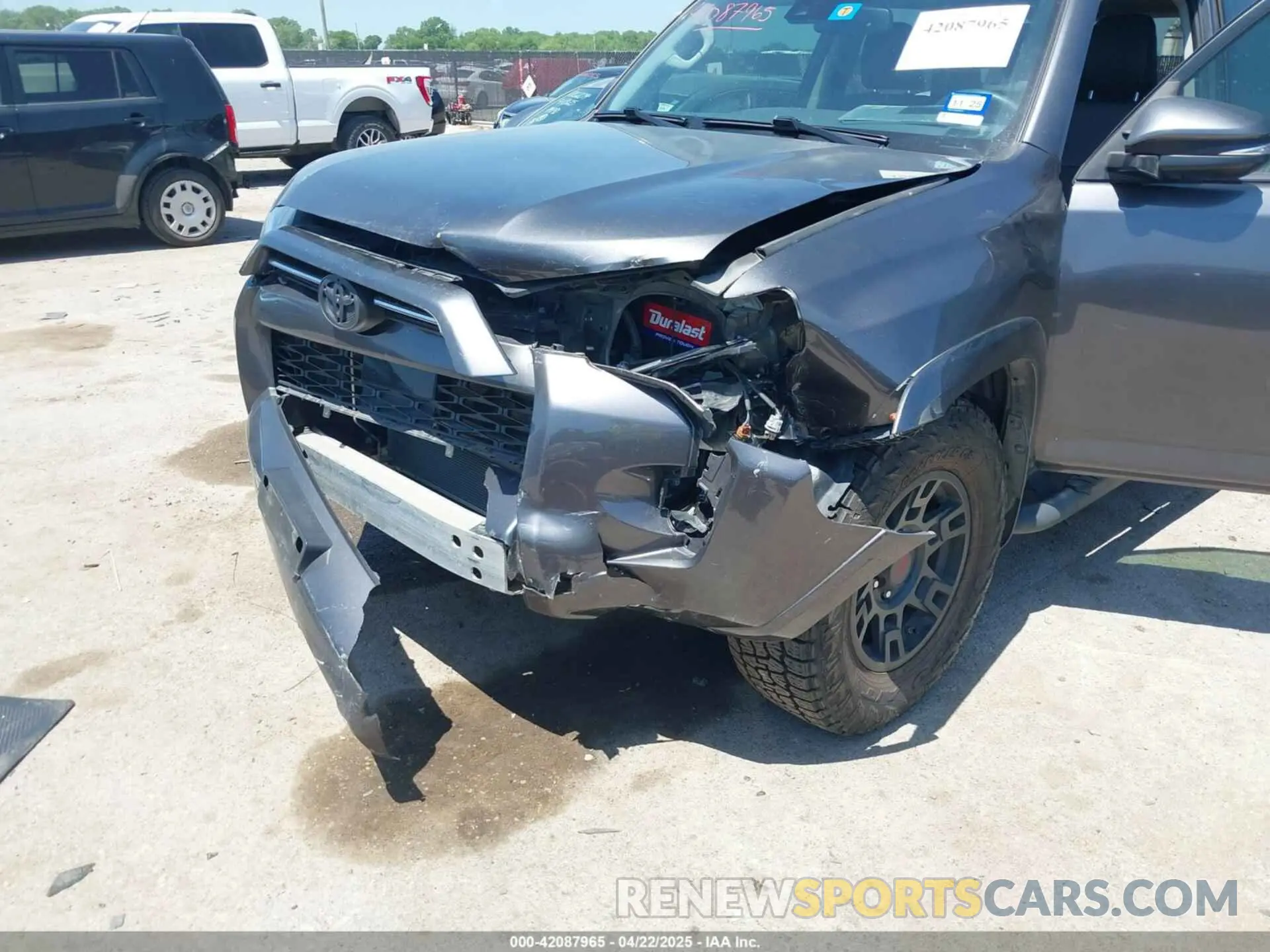 6 Фотография поврежденного автомобиля JTEZU5JR4L5226079 TOYOTA 4RUNNER 2020