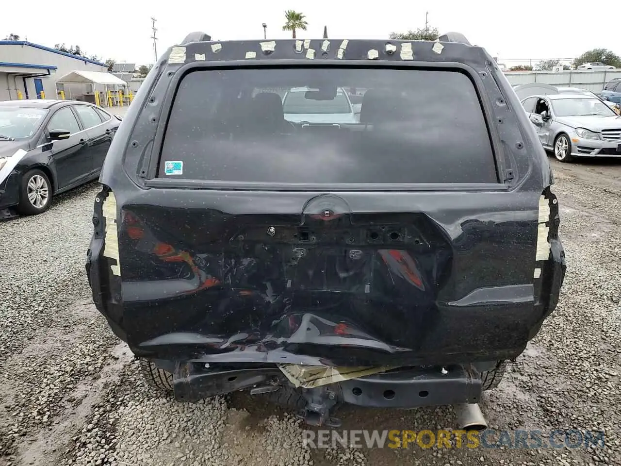 6 Фотография поврежденного автомобиля JTEZU5JR5L5214961 TOYOTA 4RUNNER 2020