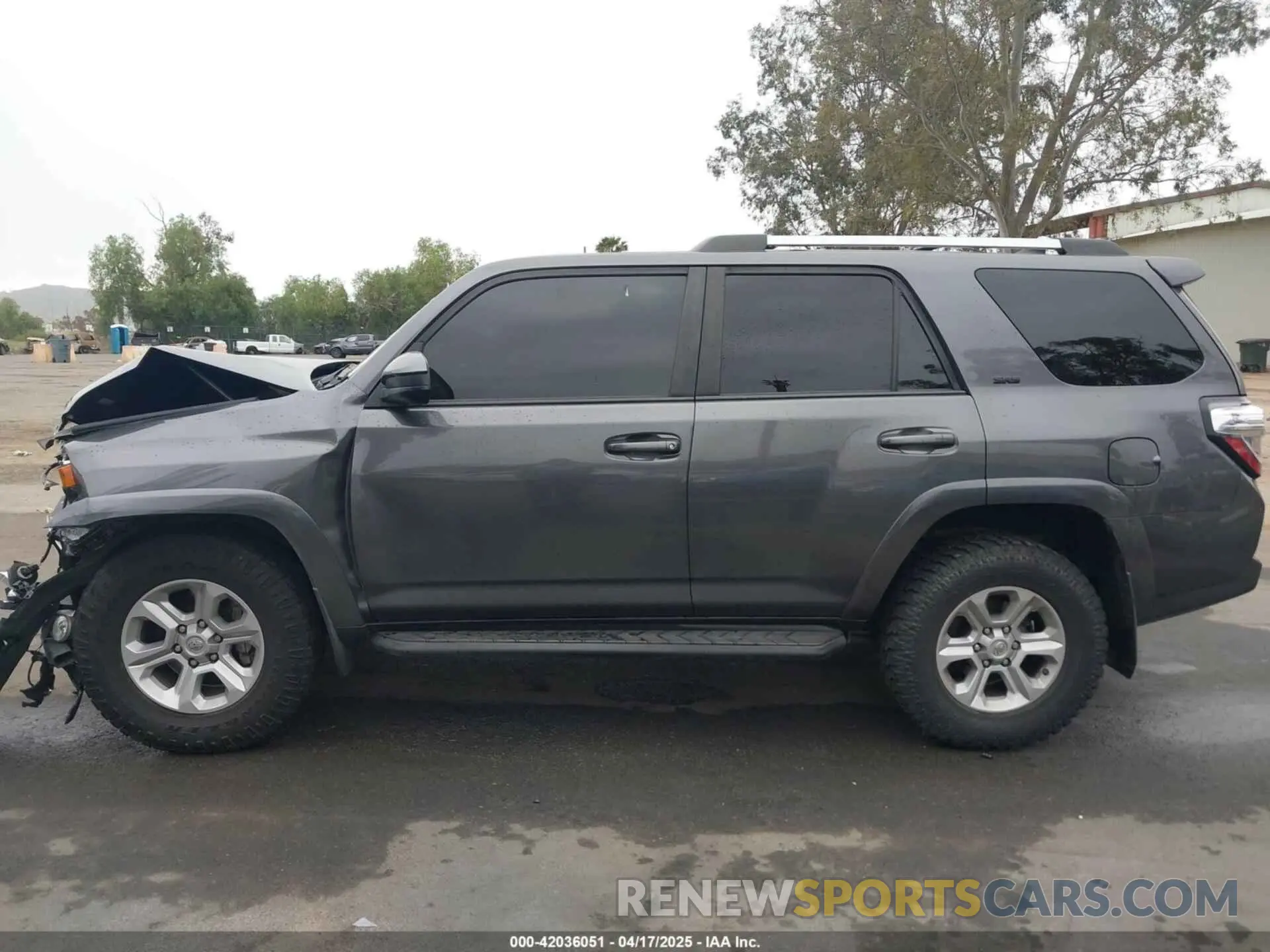 14 Фотография поврежденного автомобиля JTEZU5JR6L5225631 TOYOTA 4RUNNER 2020