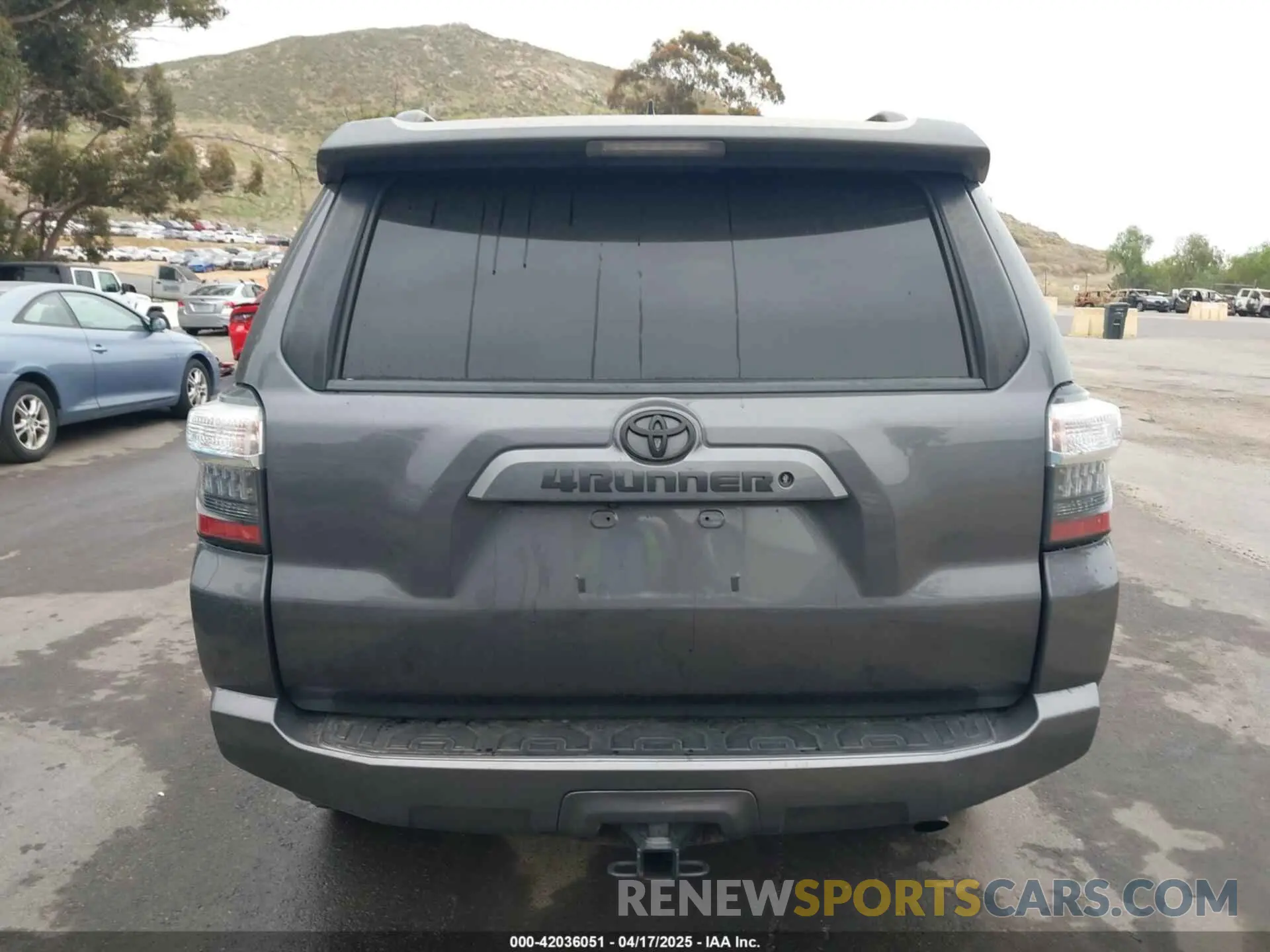 16 Фотография поврежденного автомобиля JTEZU5JR6L5225631 TOYOTA 4RUNNER 2020