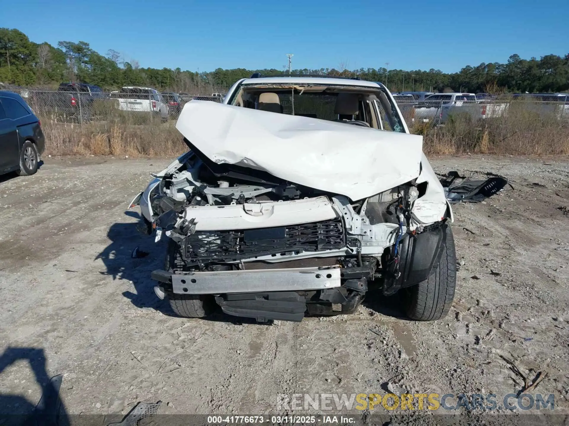 13 Фотография поврежденного автомобиля JTEZU5JR7L5225962 TOYOTA 4RUNNER 2020
